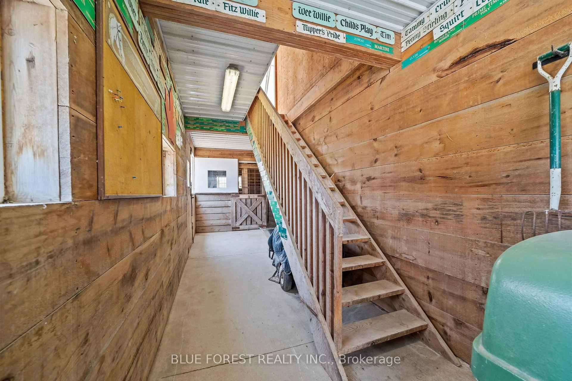 Photo 37 of 12798 Eight Mile Road, Middlesex Centre, Arva — HOMEH