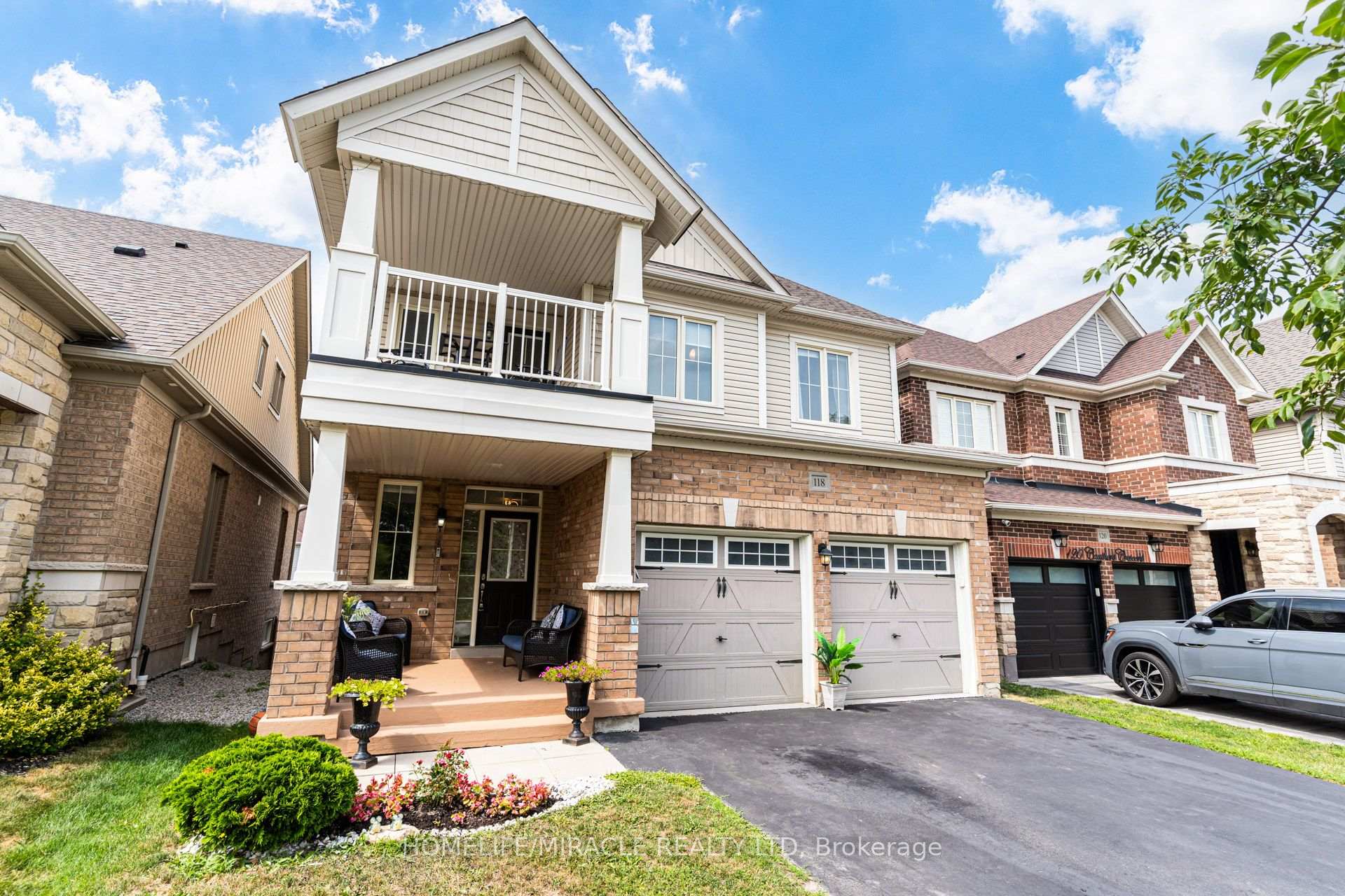 Photo 2 of 118 Cauthers Crescent, New Tecumseth, Alliston — HOMEH