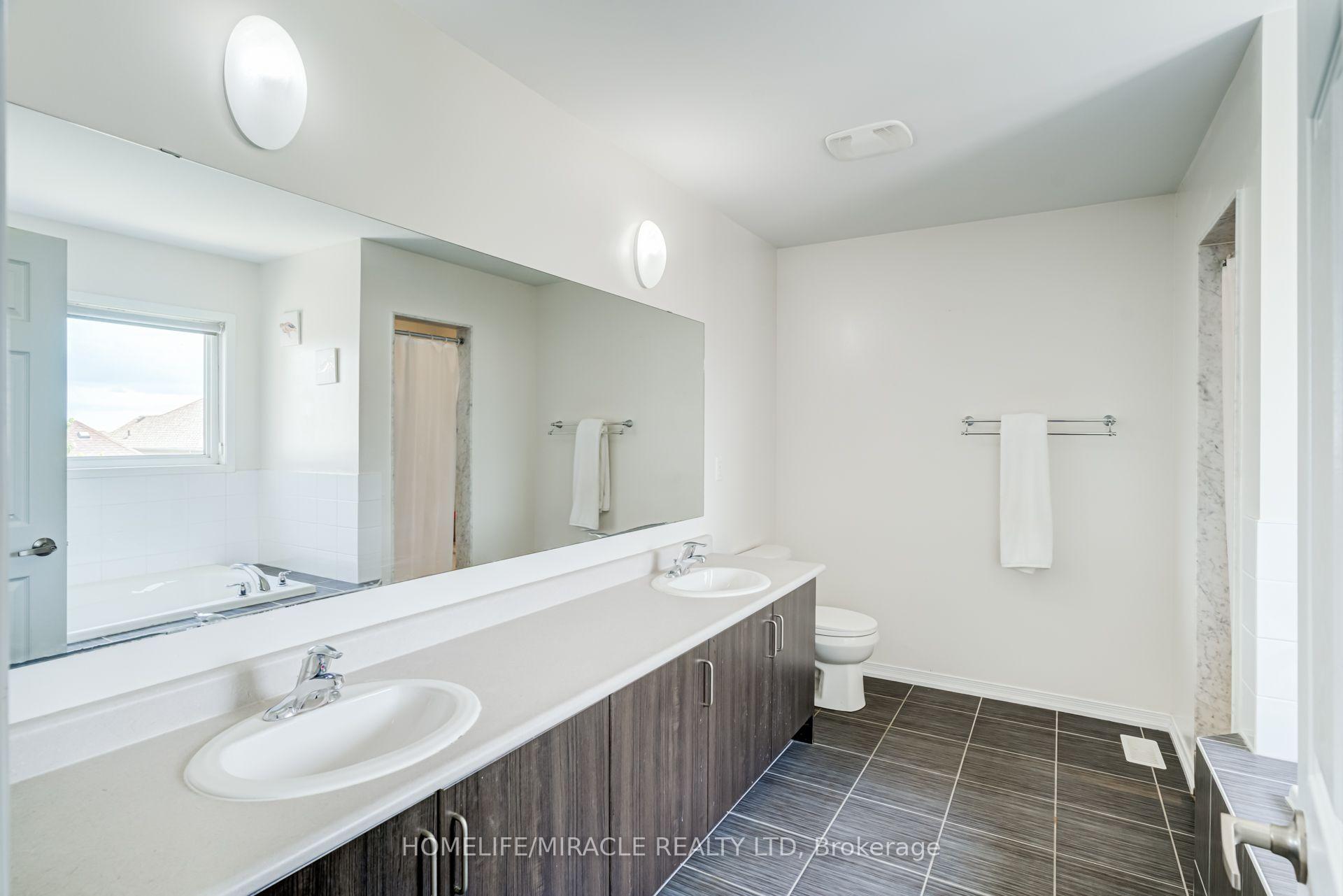 Photo 29 of 118 Cauthers Crescent, New Tecumseth, Alliston — HOMEH
