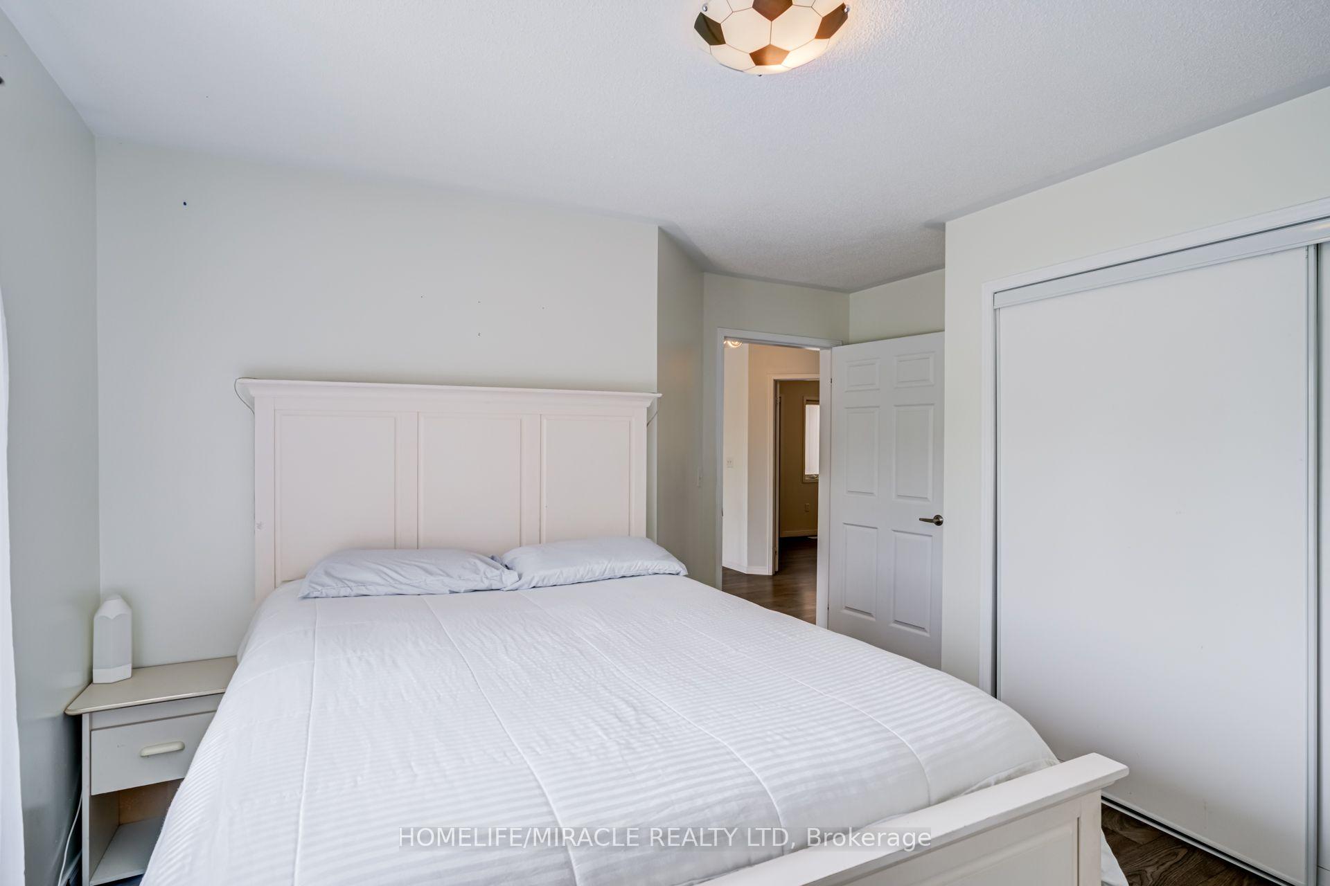 Photo 35 of 118 Cauthers Crescent, New Tecumseth, Alliston — HOMEH