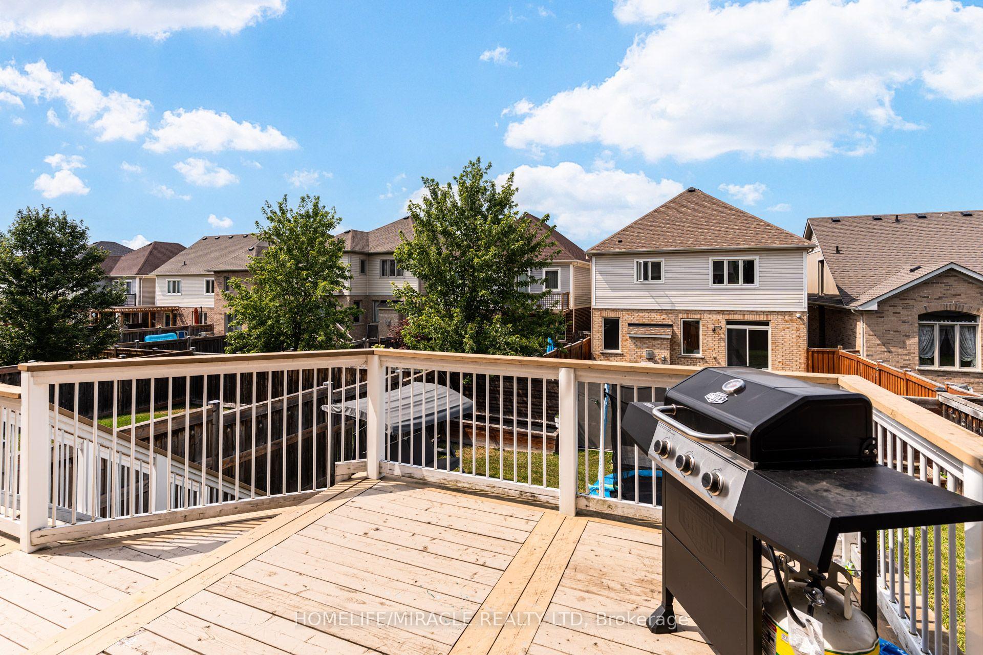 Photo 43 of 118 Cauthers Crescent, New Tecumseth, Alliston — HOMEH
