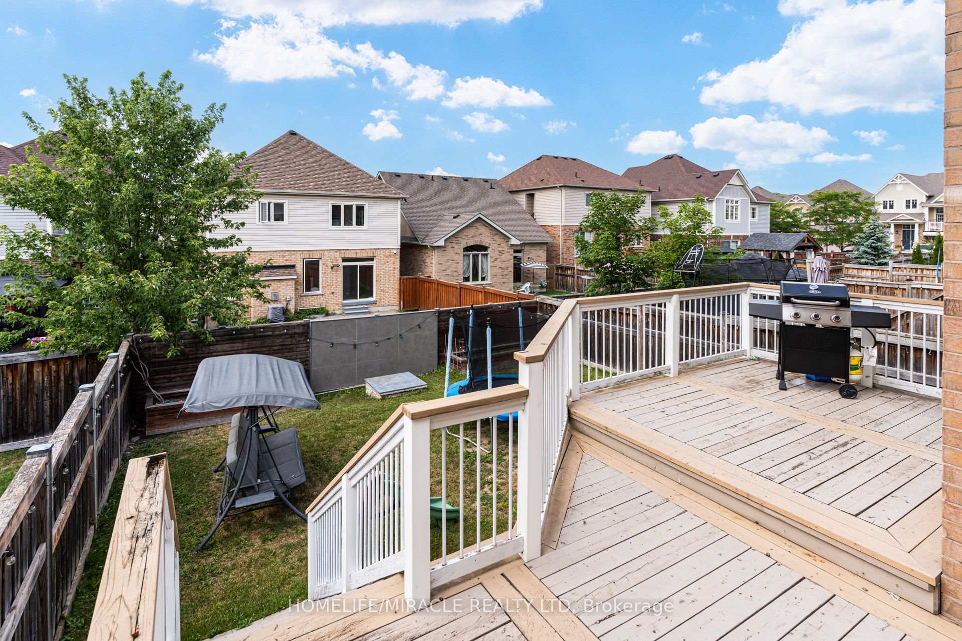 Photo 44 of 118 Cauthers Crescent, New Tecumseth, Alliston — HOMEH
