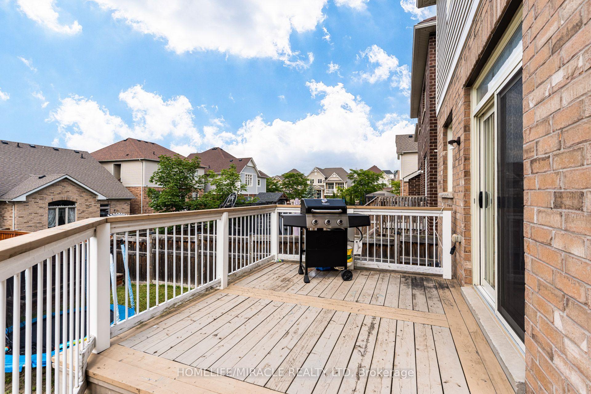 Photo 45 of 118 Cauthers Crescent, New Tecumseth, Alliston — HOMEH