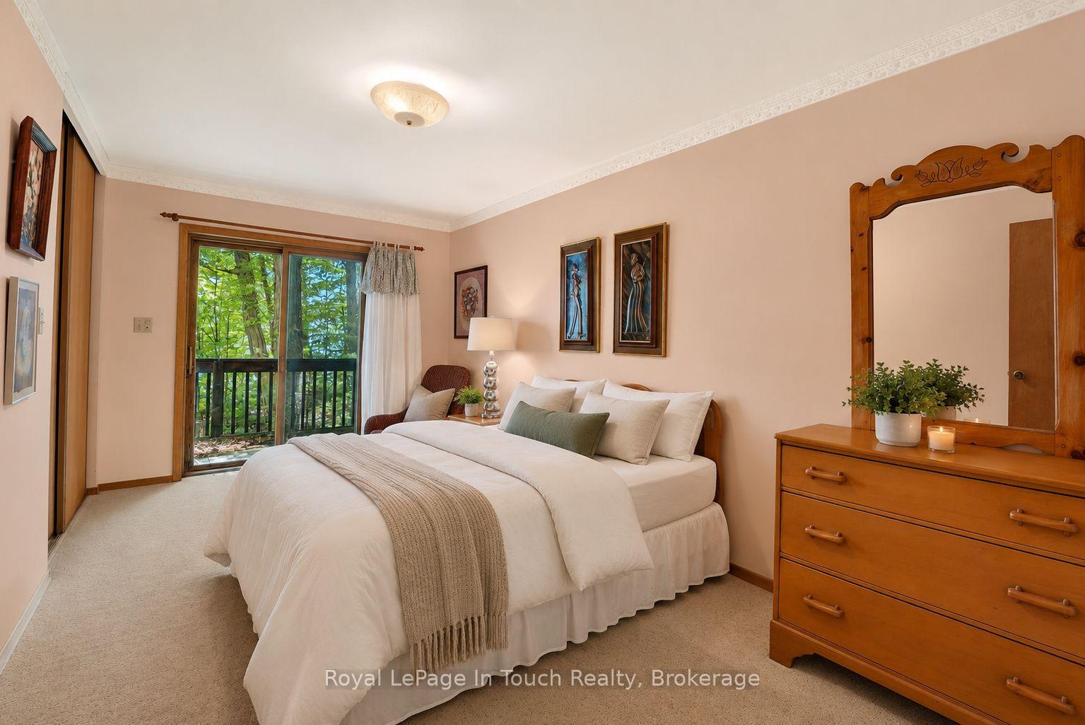 Photo 11 of 54 Lackie Crescent, Tiny, Rural Tiny — HOMEH