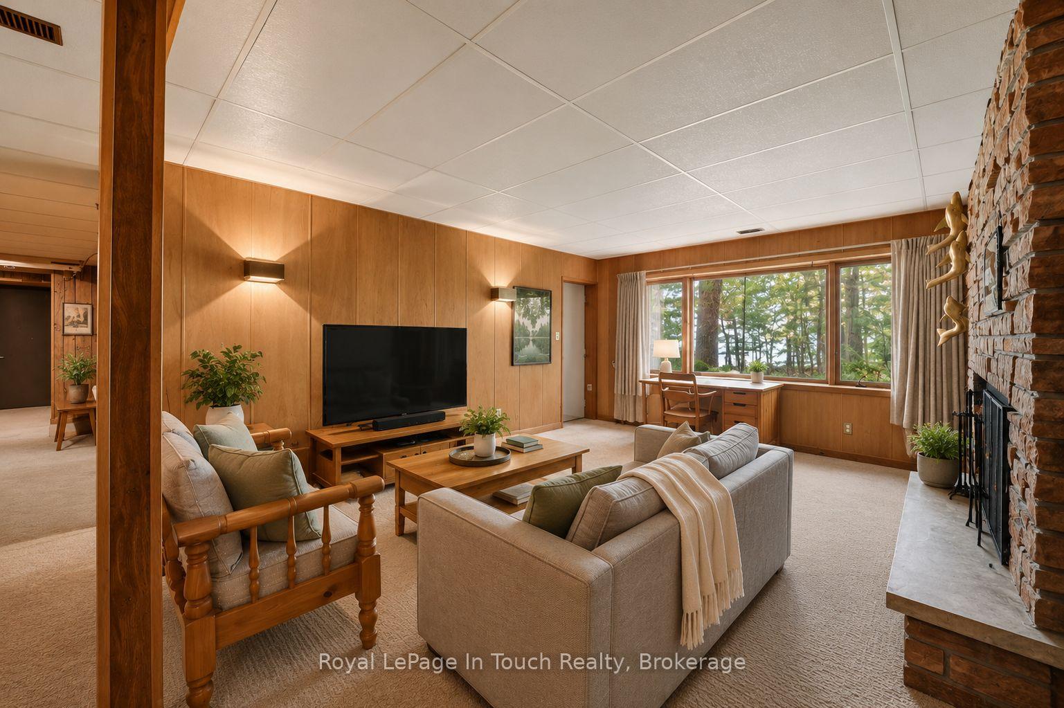 Photo 17 of 54 Lackie Crescent, Tiny, Rural Tiny — HOMEH