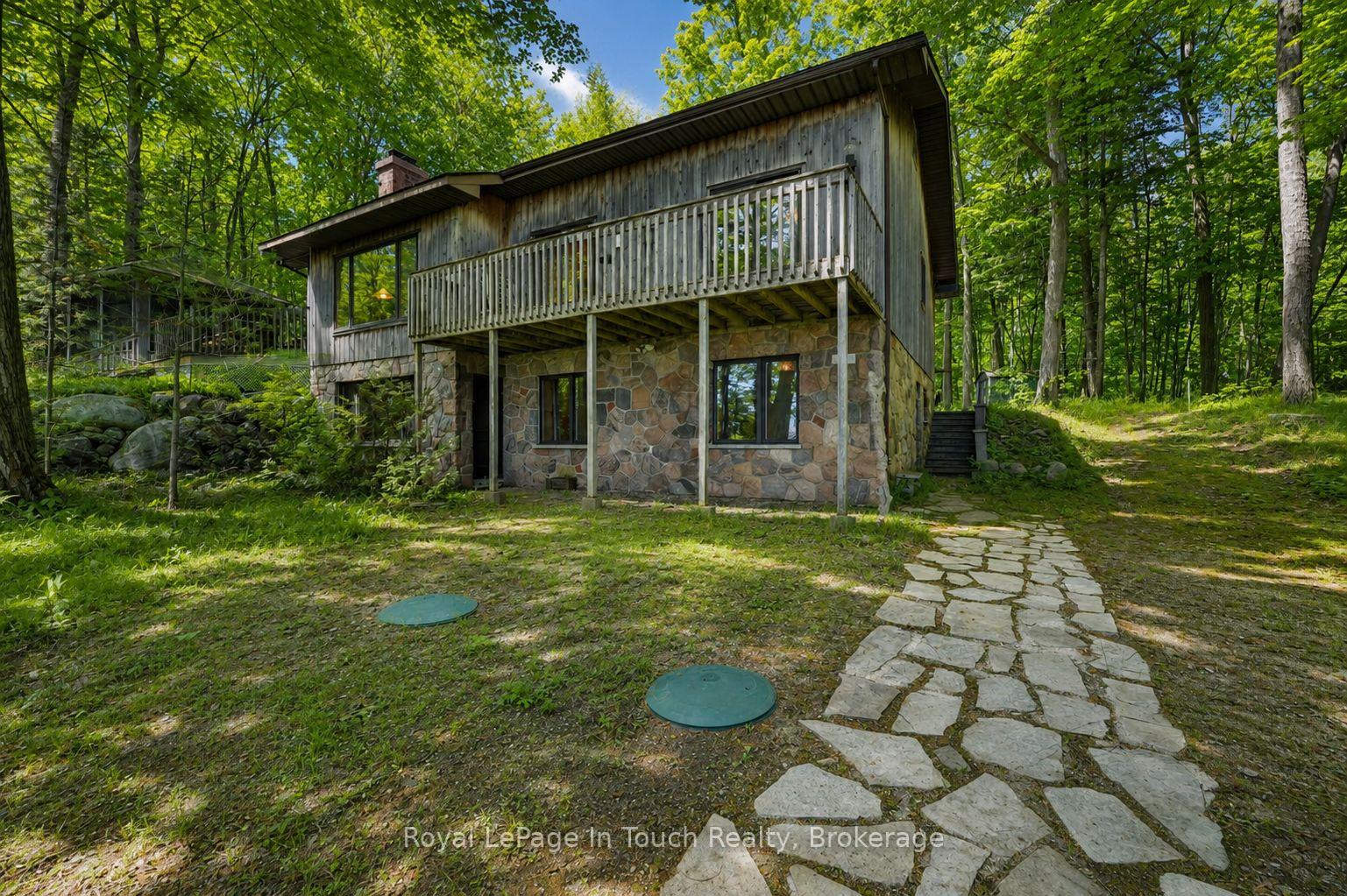 Photo 24 of 54 Lackie Crescent, Tiny, Rural Tiny — HOMEH