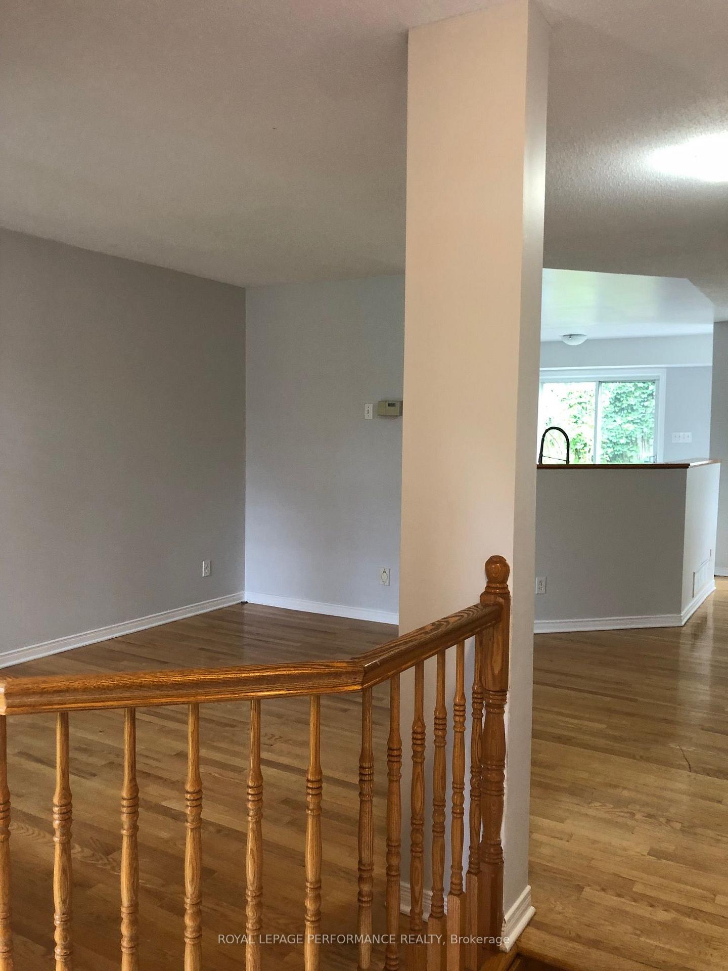 Photo 8 of 3827 Crowsnest Avenue, Ottawa, Quinterra — HOMEH