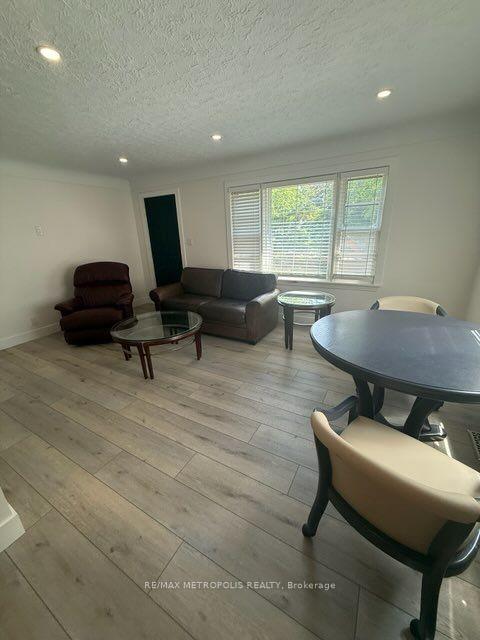 Photo 2 of 6543 Waterworks Road, Sarnia — HOMEH