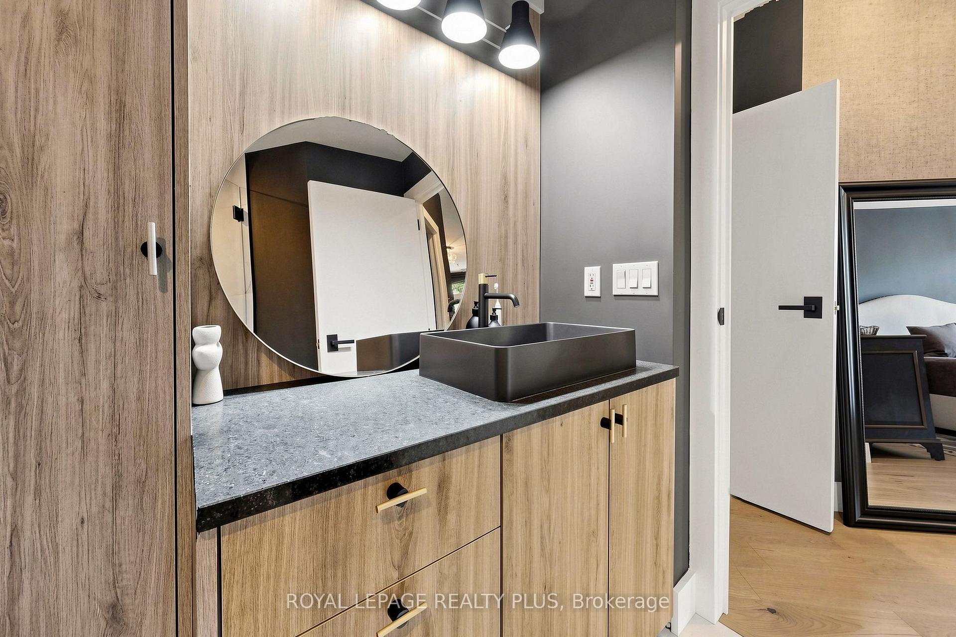 Photo 11 of Unit GLB1, 60 Old Mill Road, Oakville, Old Oakville — HOMEH