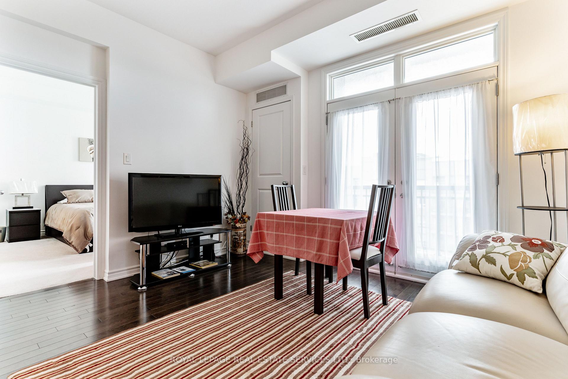 Photo 10 of Unit 404, 5327 Upper Middle Road, Burlington, Orchard — HOMEH