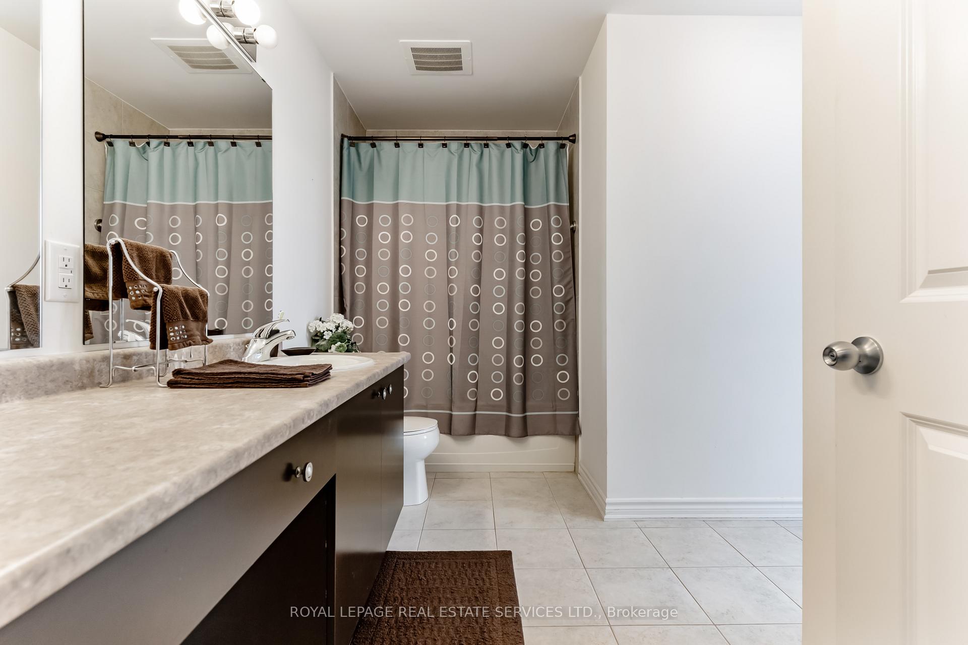 Photo 18 of Unit 404, 5327 Upper Middle Road, Burlington, Orchard — HOMEH