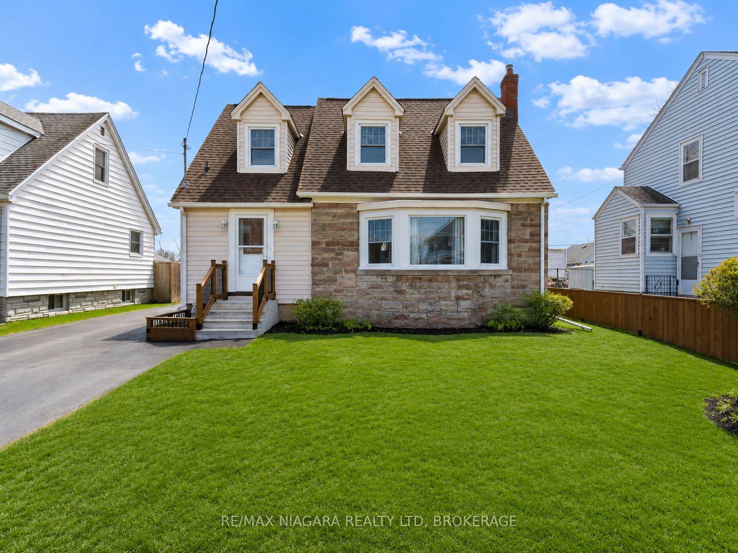 Photo 2 of 124 Neff Street, Port Colborne, Main Street — HOMEH