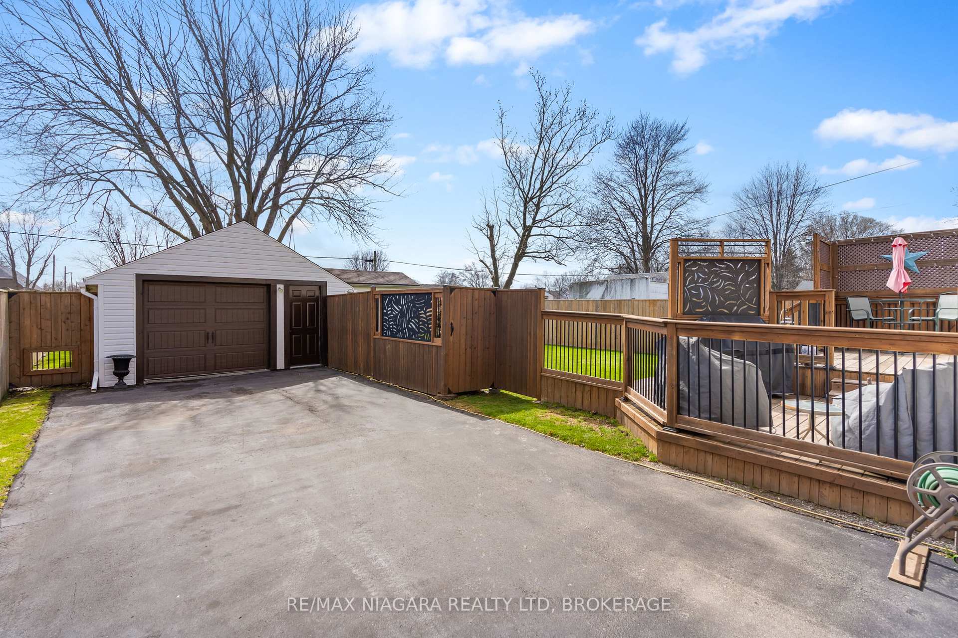 Photo 3 of 124 Neff Street, Port Colborne, Main Street — HOMEH