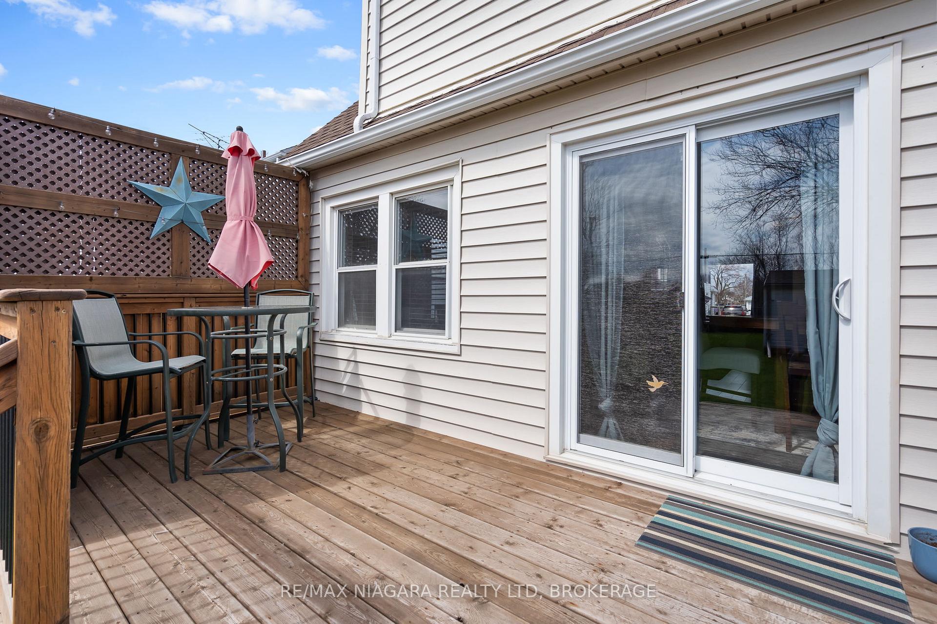 Photo 27 of 124 Neff Street, Port Colborne, Main Street — HOMEH
