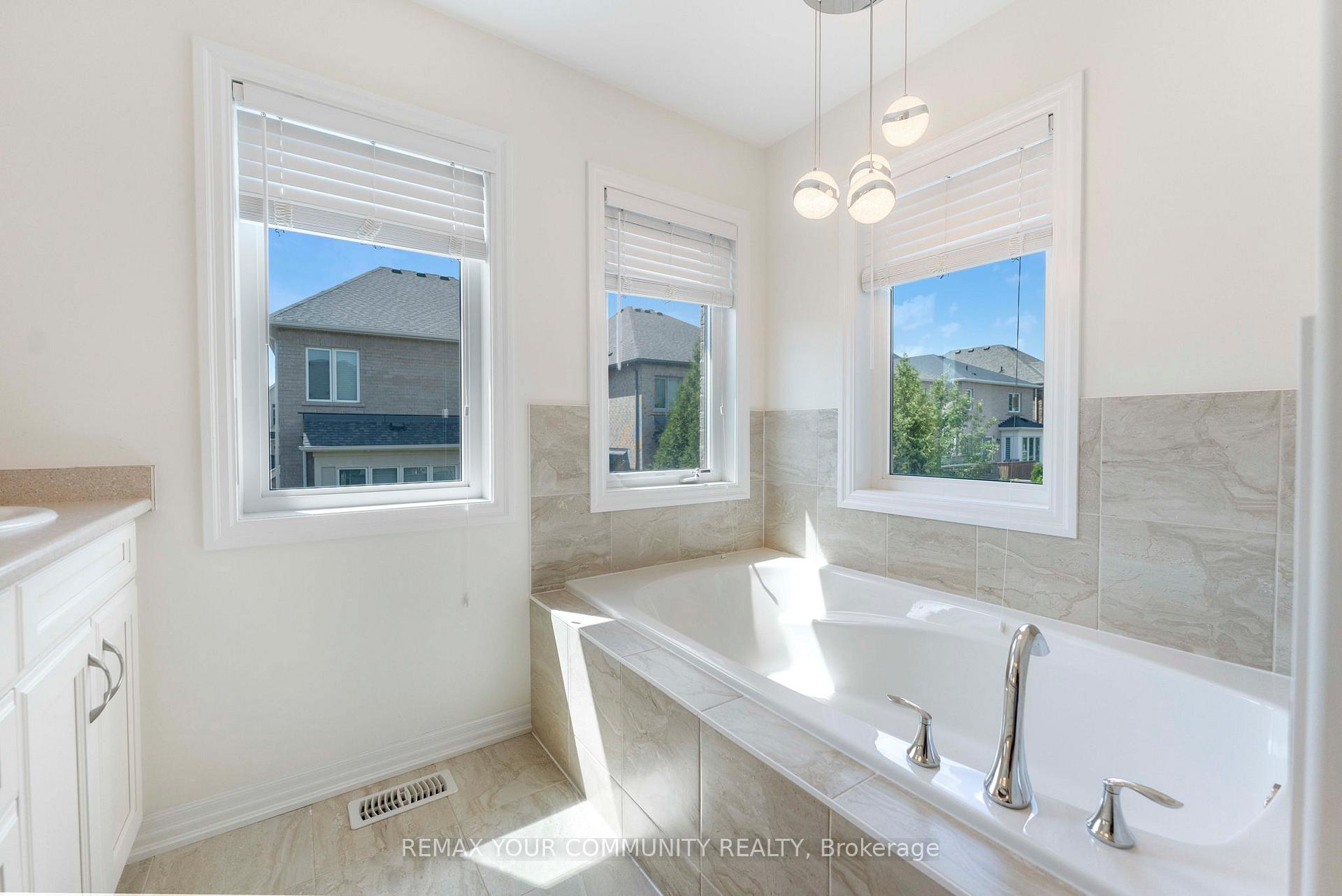Photo 29 of 3166 Carding Mill Trail, Oakville, Glenorchy — HOMEH