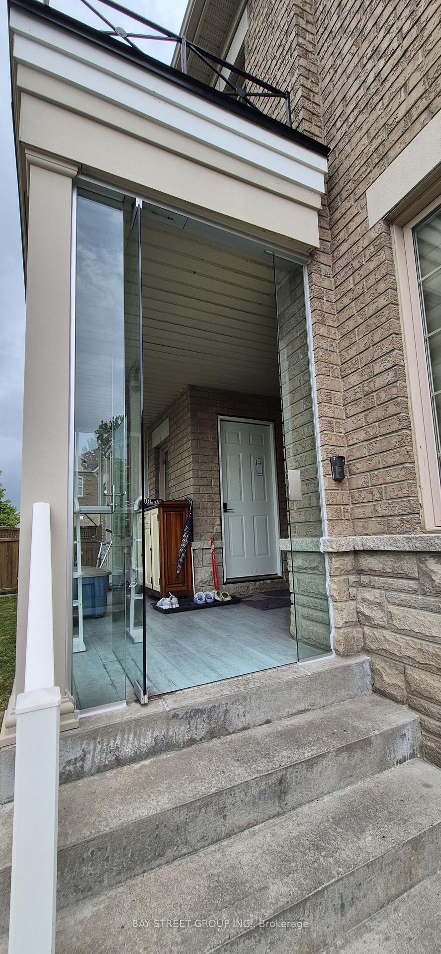 Photo 2 of Unit Basement 2 br, 24 Stony Hill Boulevard, Markham, Victoria Manor-Jennings Gate — HOMEH