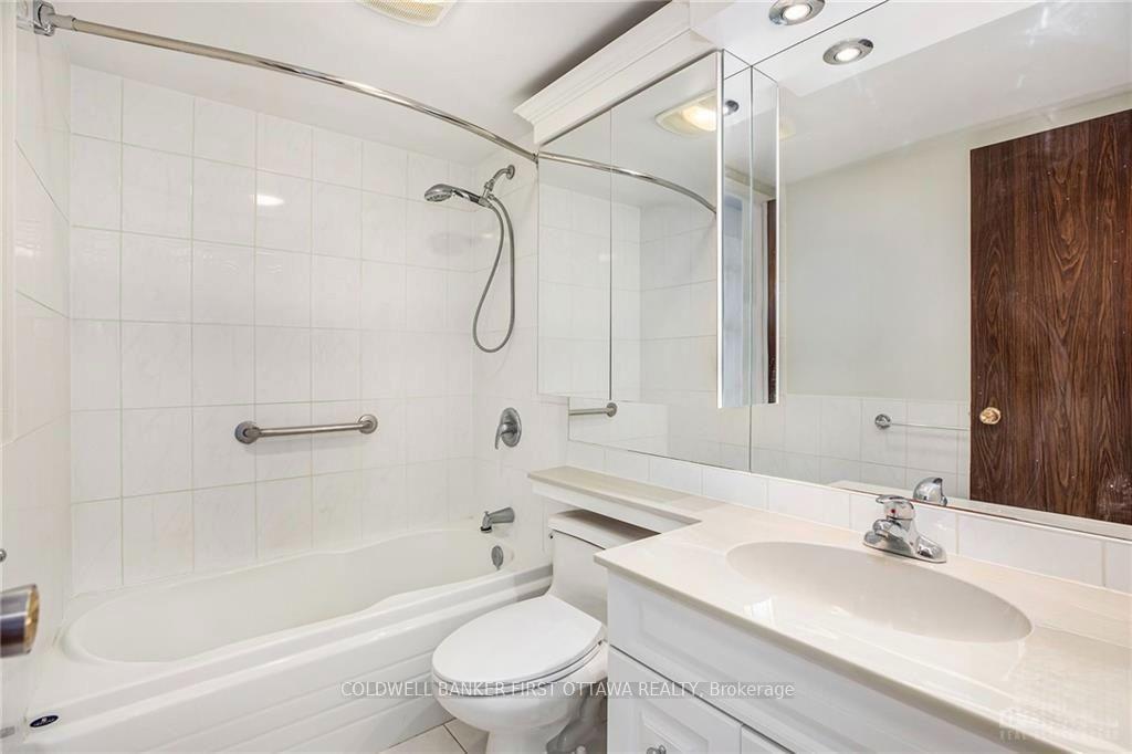 Photo 11 of Unit 510, 555 Brittany Drive, Ottawa, Viscount Alexander Park — HOMEH