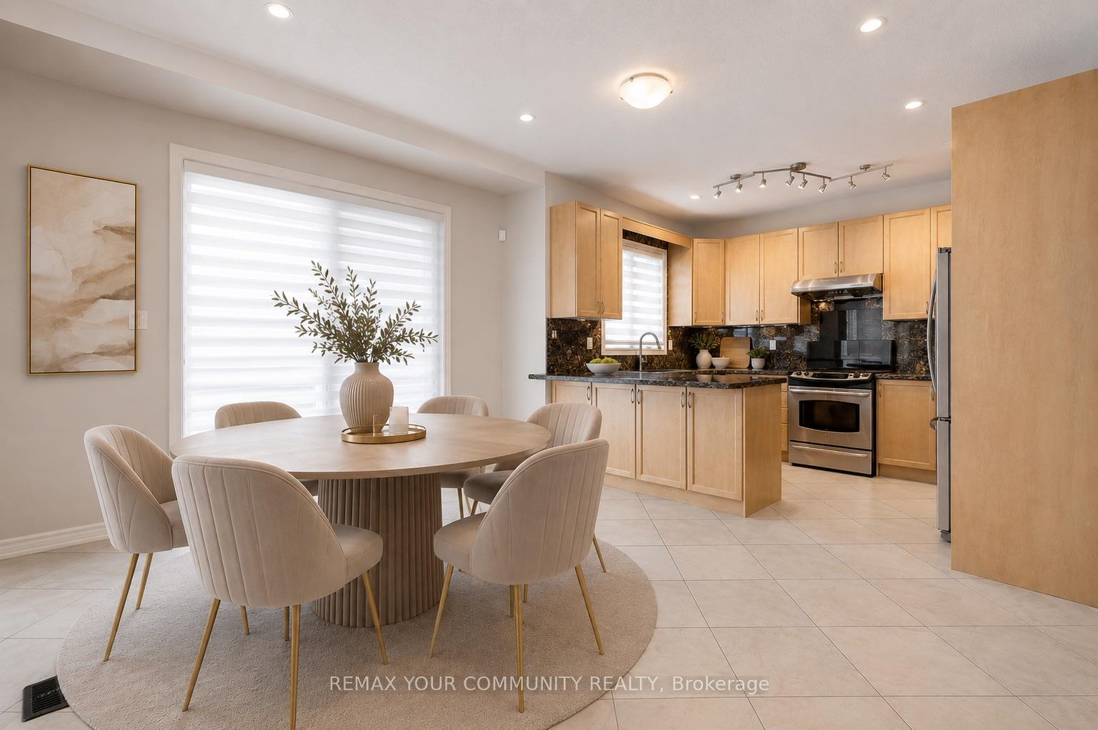 Photo 19 of 76 Ivy Glen Drive, Vaughan, Patterson — HOMEH