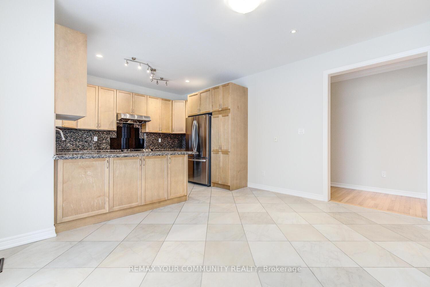 Photo 20 of 76 Ivy Glen Drive, Vaughan, Patterson — HOMEH