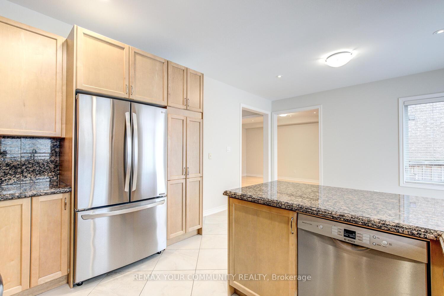 Photo 24 of 76 Ivy Glen Drive, Vaughan, Patterson — HOMEH