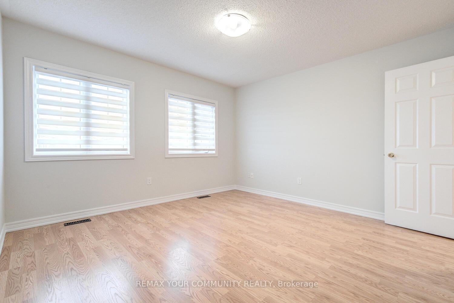 Photo 37 of 76 Ivy Glen Drive, Vaughan, Patterson — HOMEH