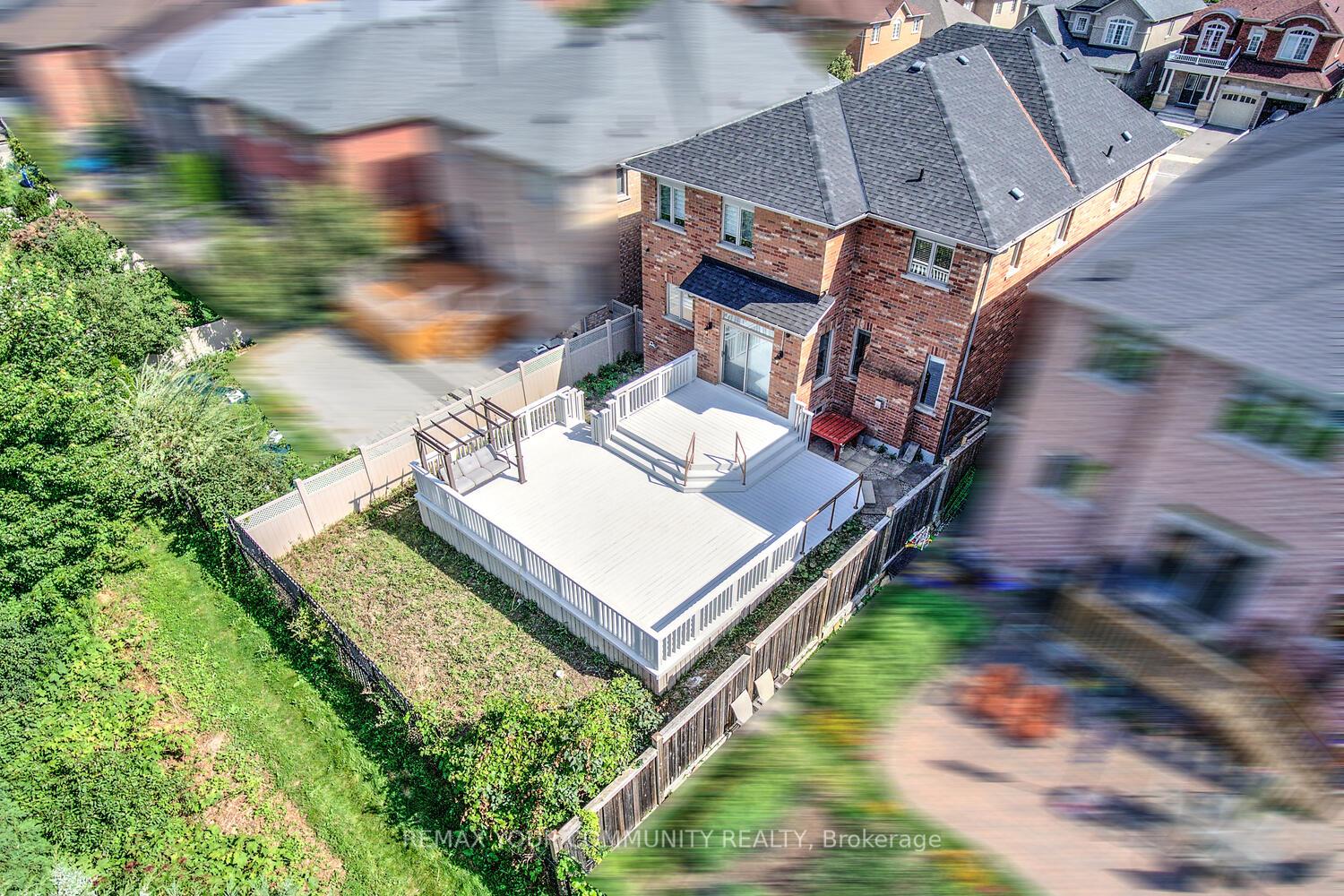 Photo 51 of 76 Ivy Glen Drive, Vaughan, Patterson — HOMEH