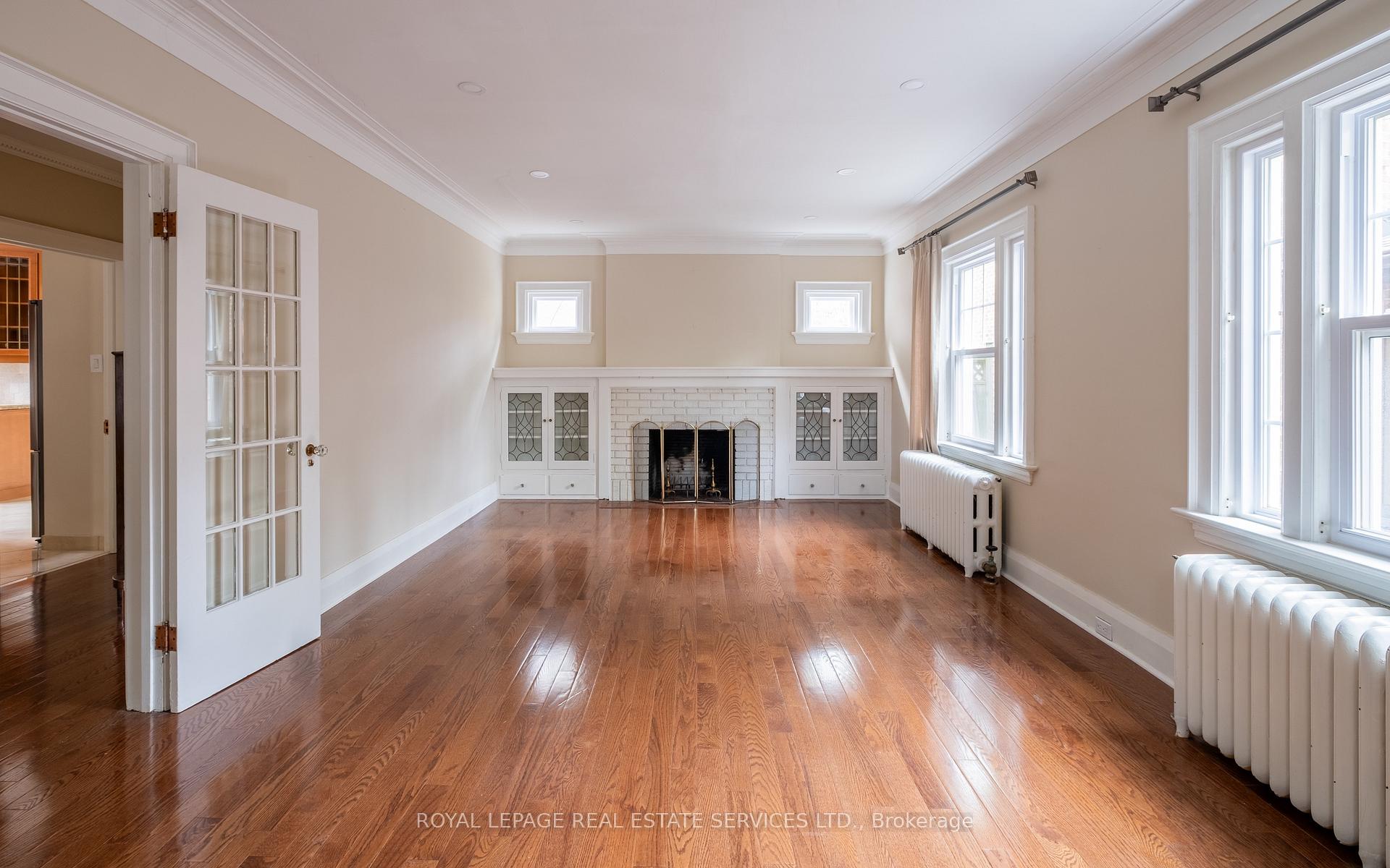 Photo 8 of 56 Ridley Boulevard, Toronto, Bedford Park-Nortown — HOMEH