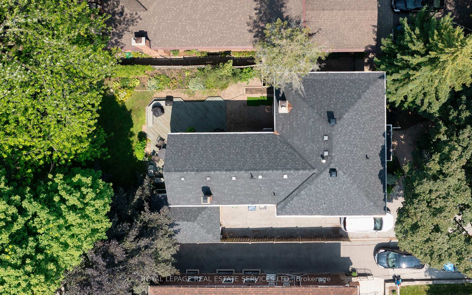 Photo 23 of 56 Ridley Boulevard, Toronto, Bedford Park-Nortown — HOMEH