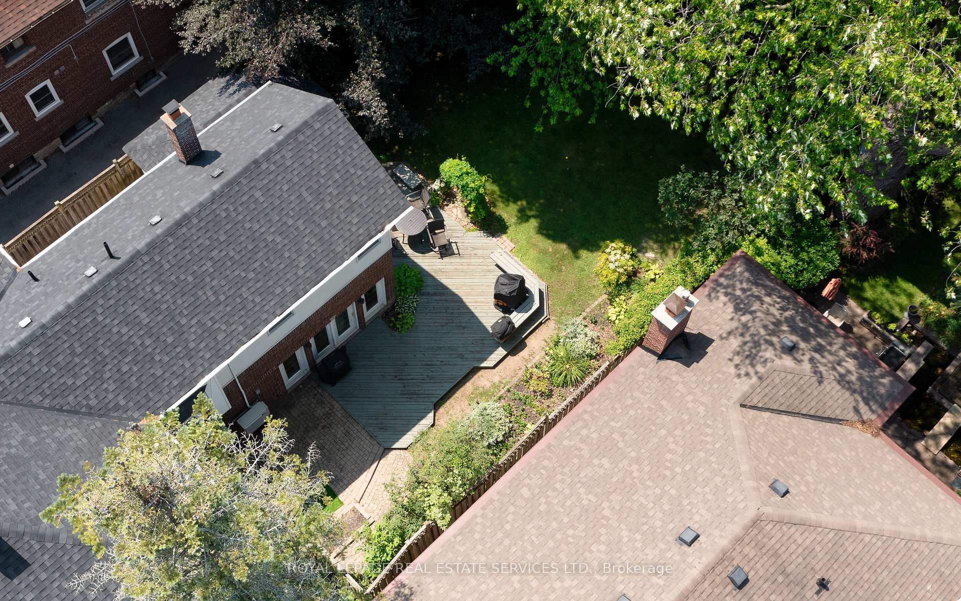 Photo 25 of 56 Ridley Boulevard, Toronto, Bedford Park-Nortown — HOMEH