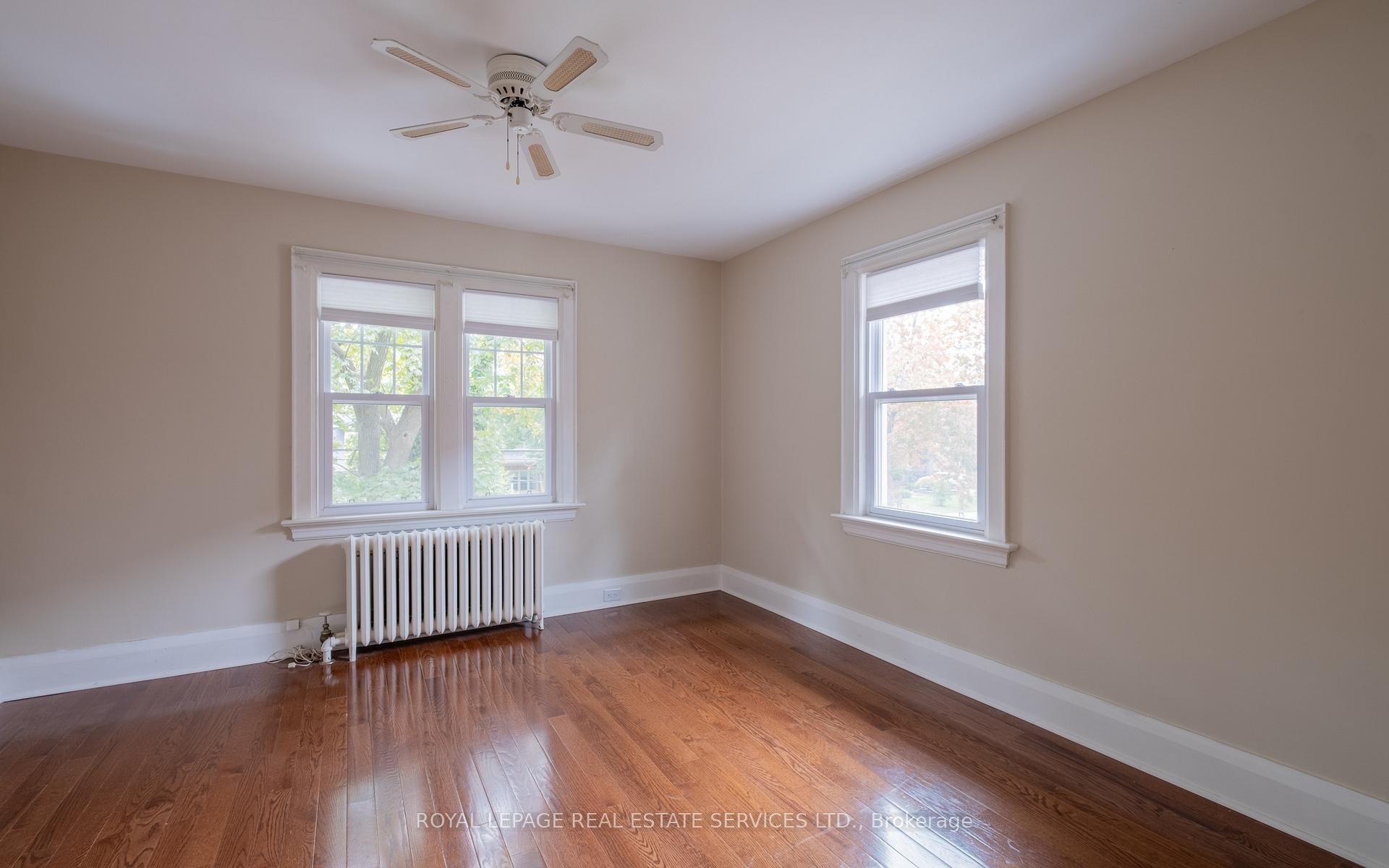 Photo 33 of 56 Ridley Boulevard, Toronto, Bedford Park-Nortown — HOMEH