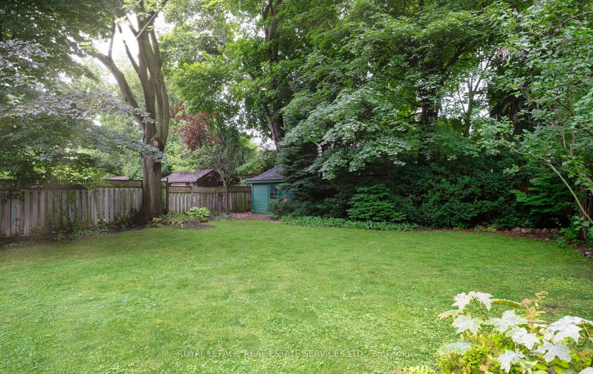 Photo 5 of 56 Ridley Boulevard, Toronto, Bedford Park-Nortown — HOMEH