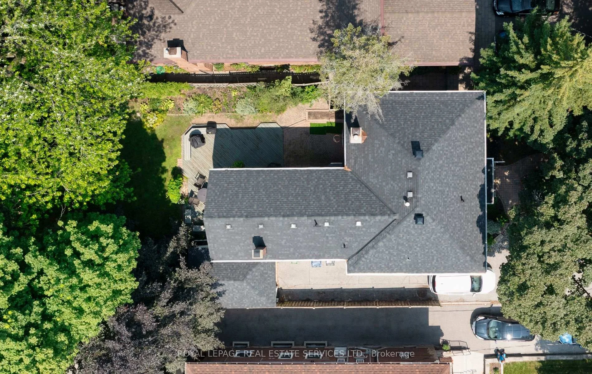 Photo 7 of 56 Ridley Boulevard, Toronto, Bedford Park-Nortown — HOMEH