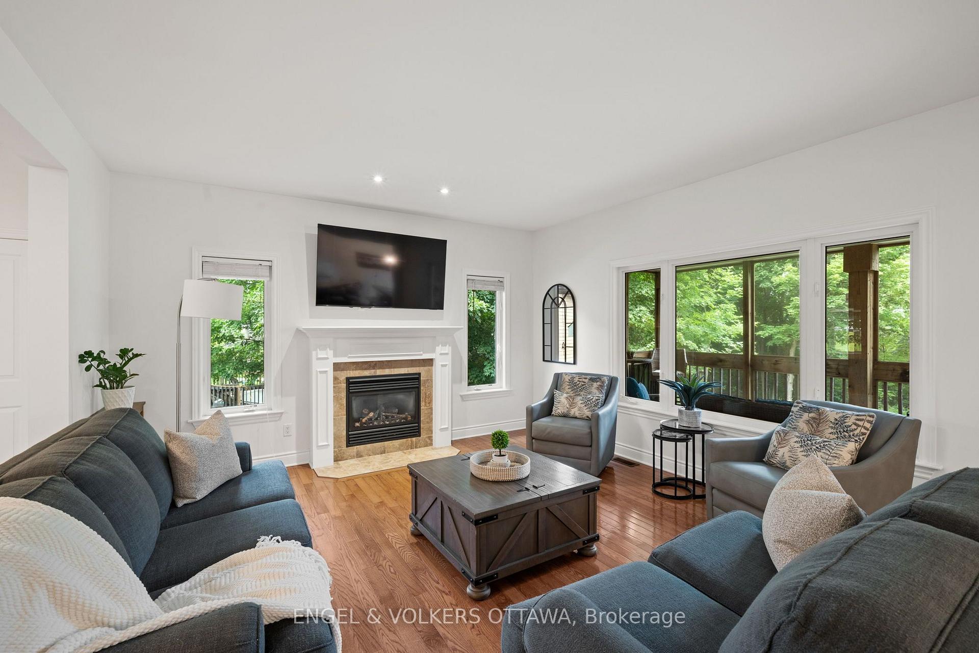 Photo 7 of 876 Center Street, McNab/Braeside, Mcnab/Braeside Twps — HOMEH