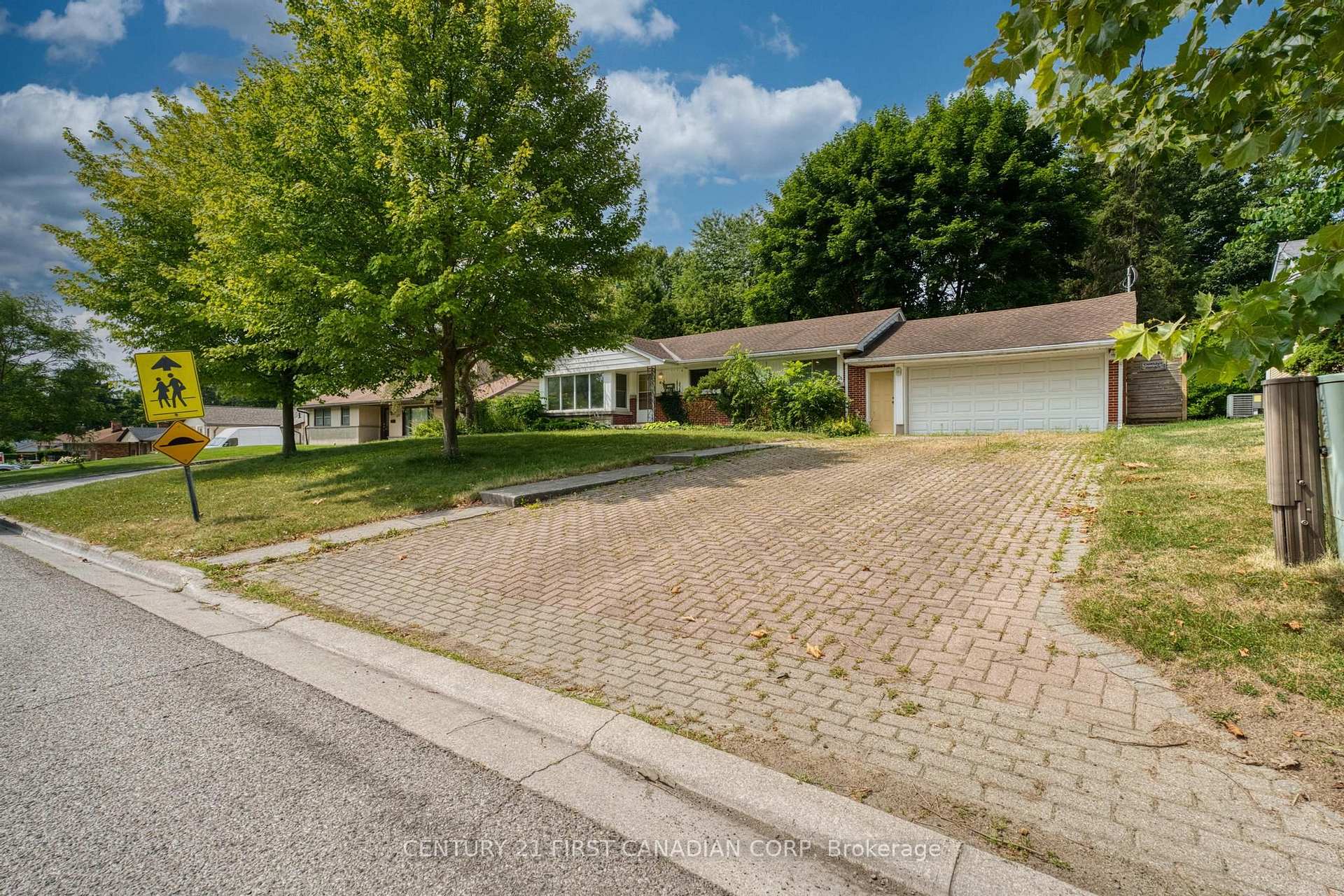 Photo 1 of 478 Coombs Avenue, London, North K — HOMEH