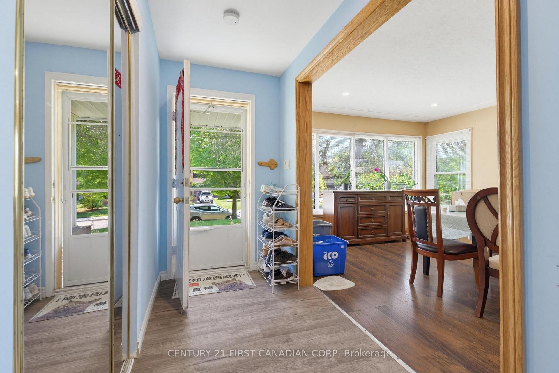 Photo 6 of 478 Coombs Avenue, London, North K — HOMEH