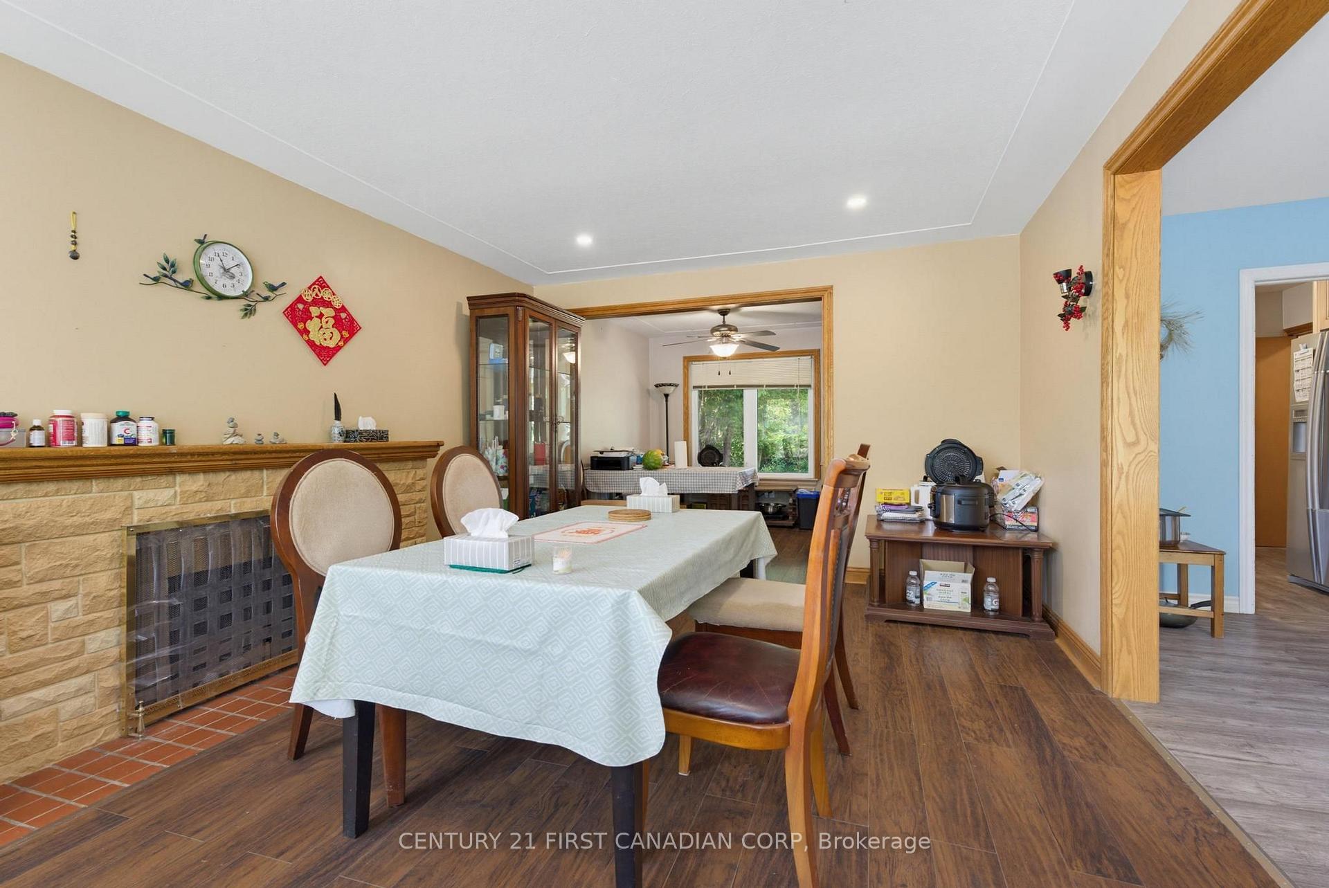 Photo 9 of 478 Coombs Avenue, London, North K — HOMEH