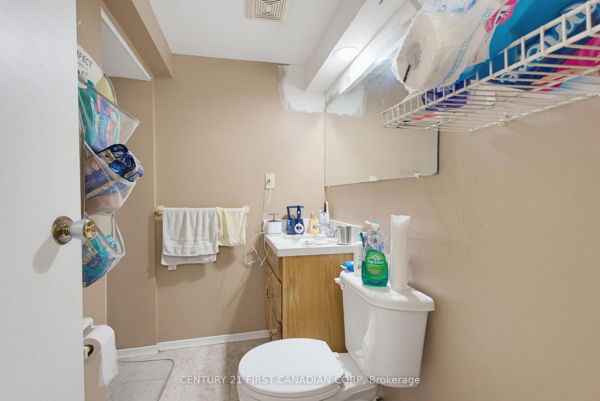 Photo 32 of 478 Coombs Avenue, London, North K — HOMEH