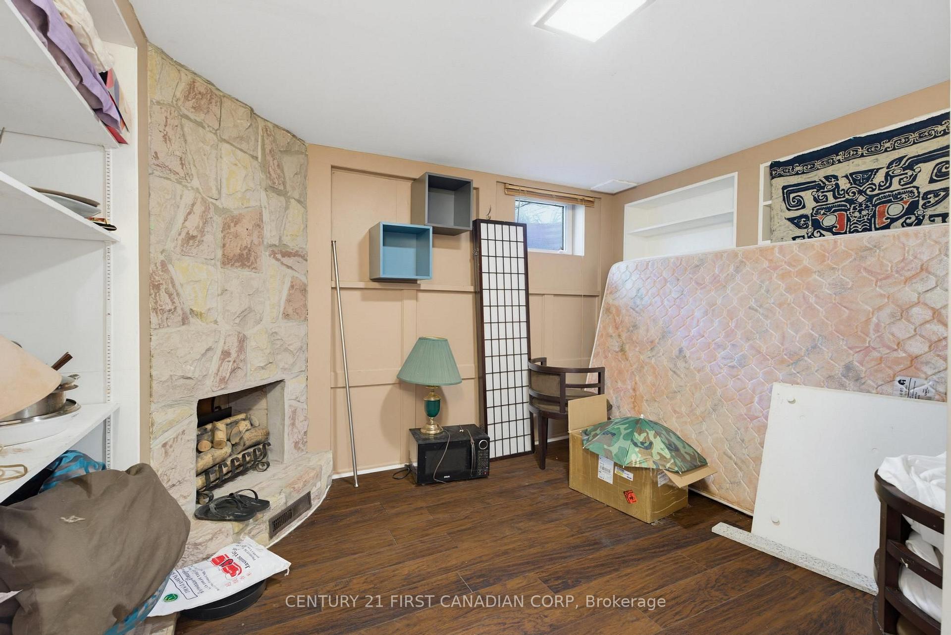 Photo 33 of 478 Coombs Avenue, London, North K — HOMEH
