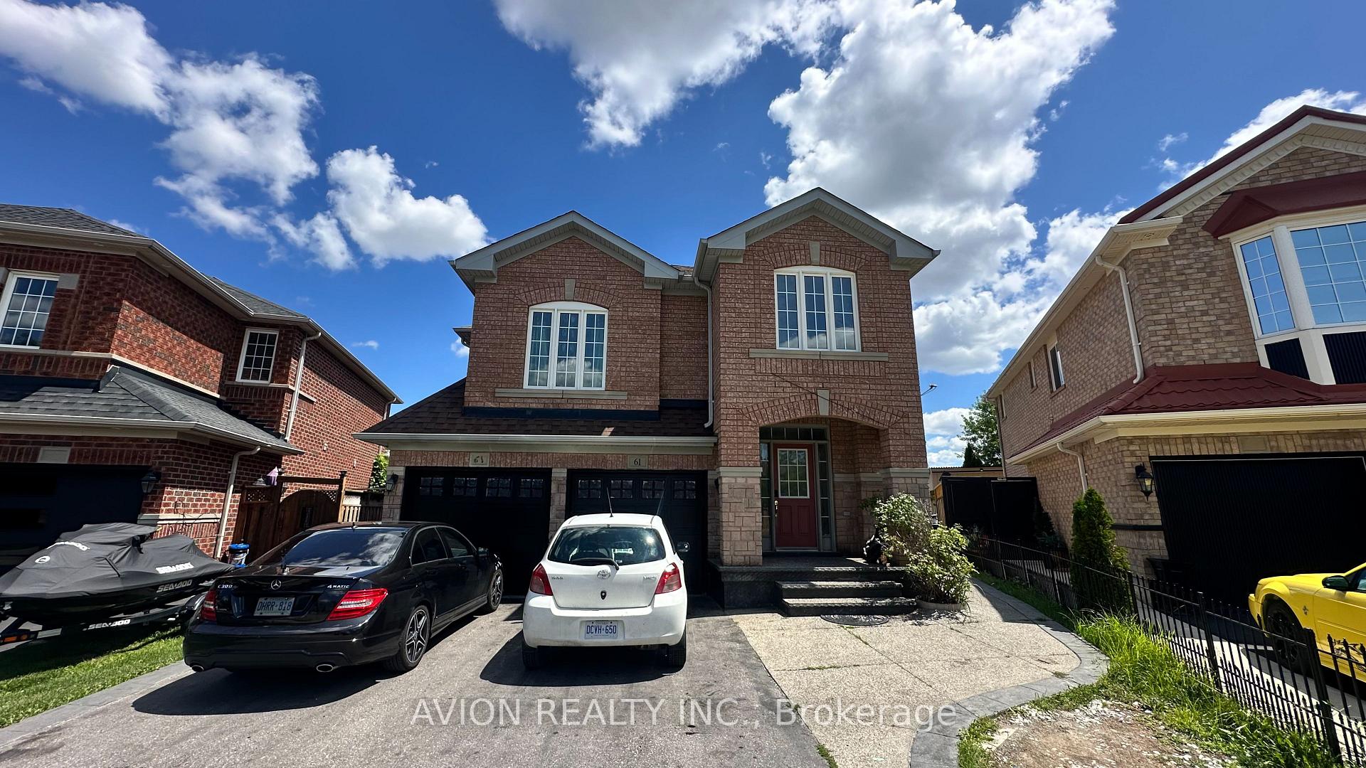Photo 18 of 61 Crannyfield Drive, Brampton, Fletcher's Meadow — HOMEH