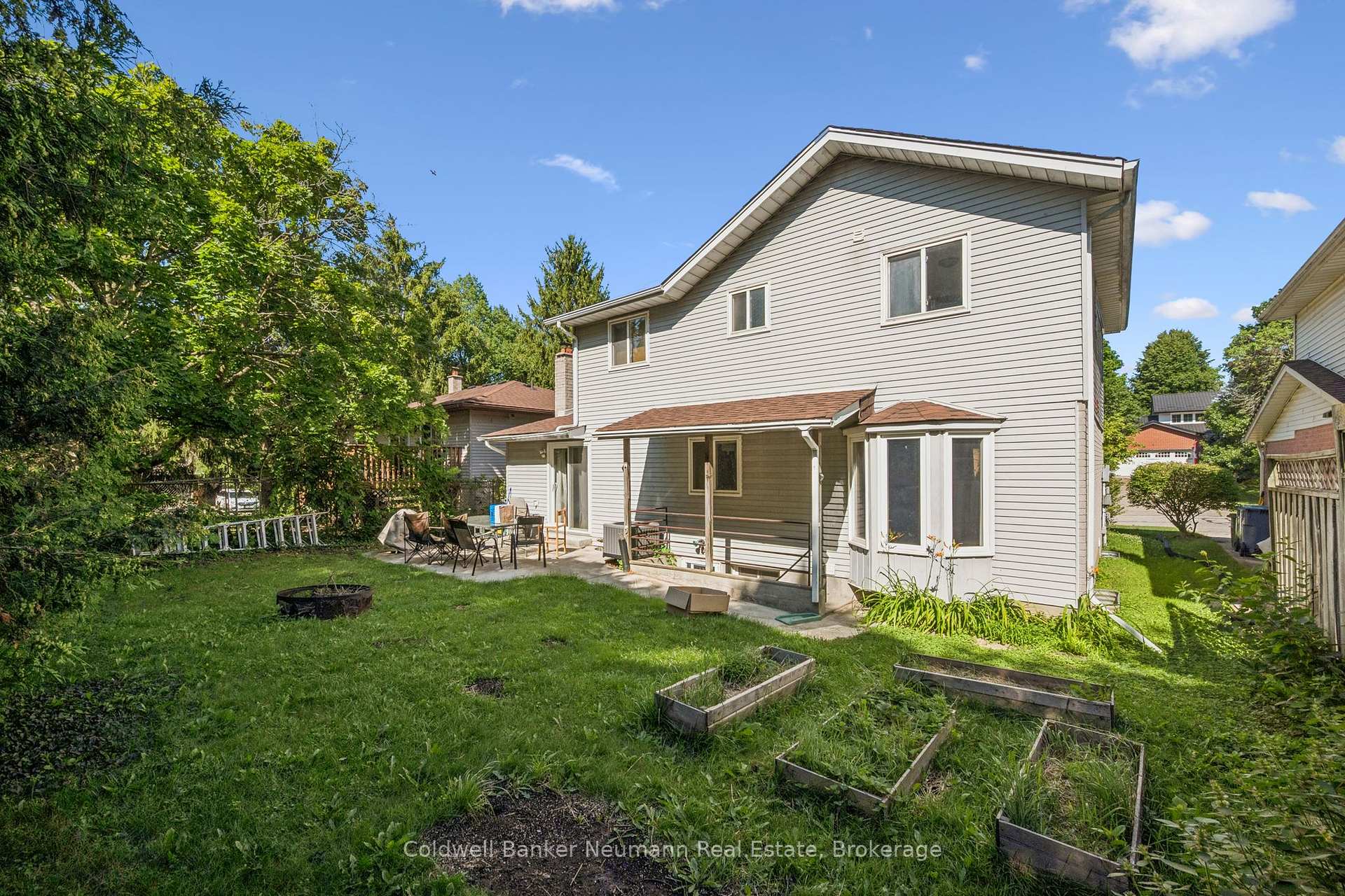 Photo 3 of 3 Quaiser Court, Guelph, Kortright West — HOMEH
