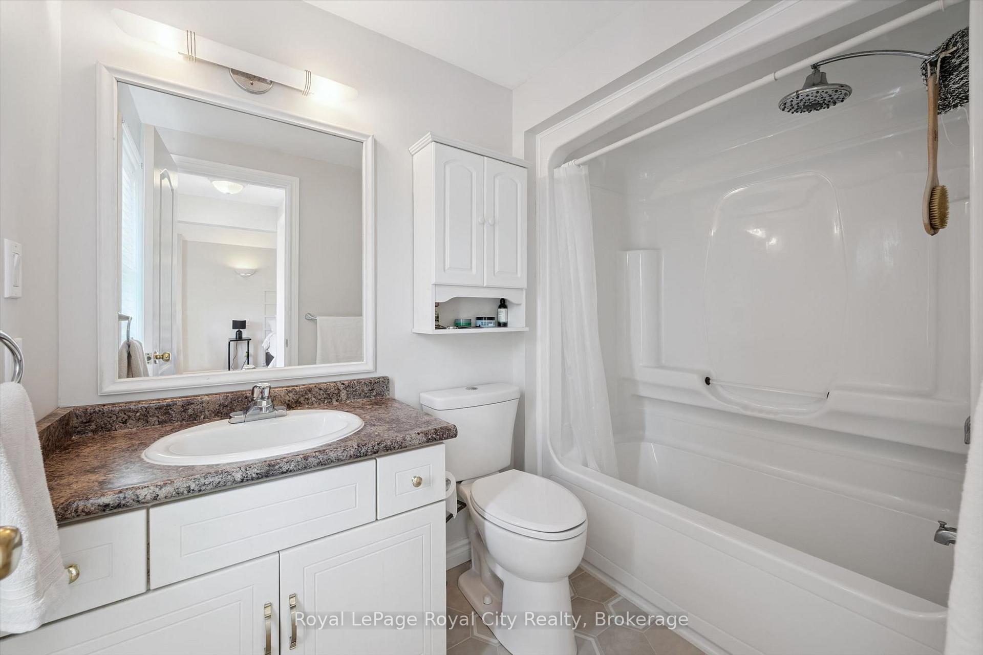 Photo 20 of 220 Carrington Drive, Guelph, Kortright West — HOMEH