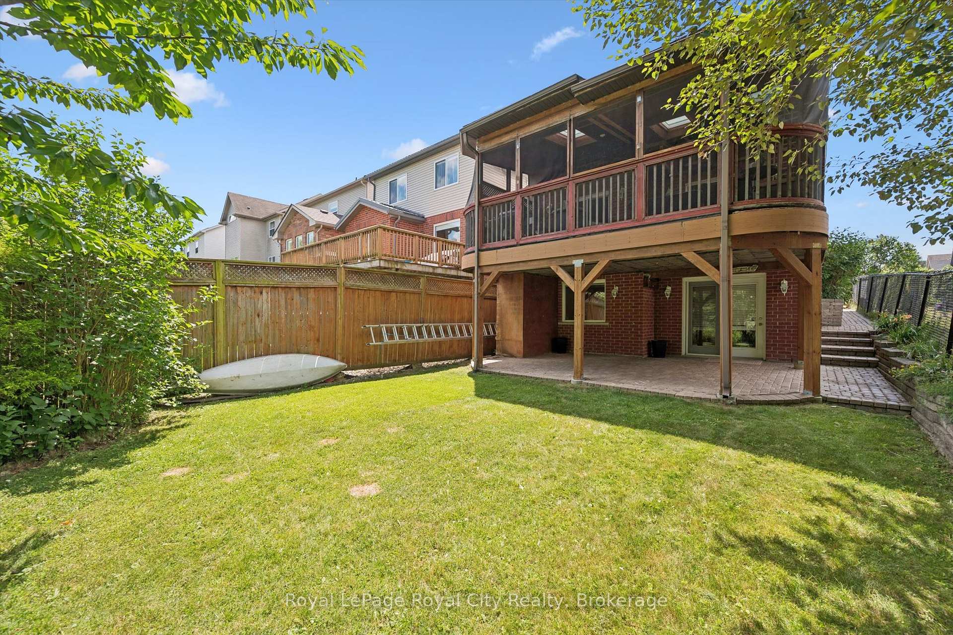 Photo 36 of 220 Carrington Drive, Guelph, Kortright West — HOMEH