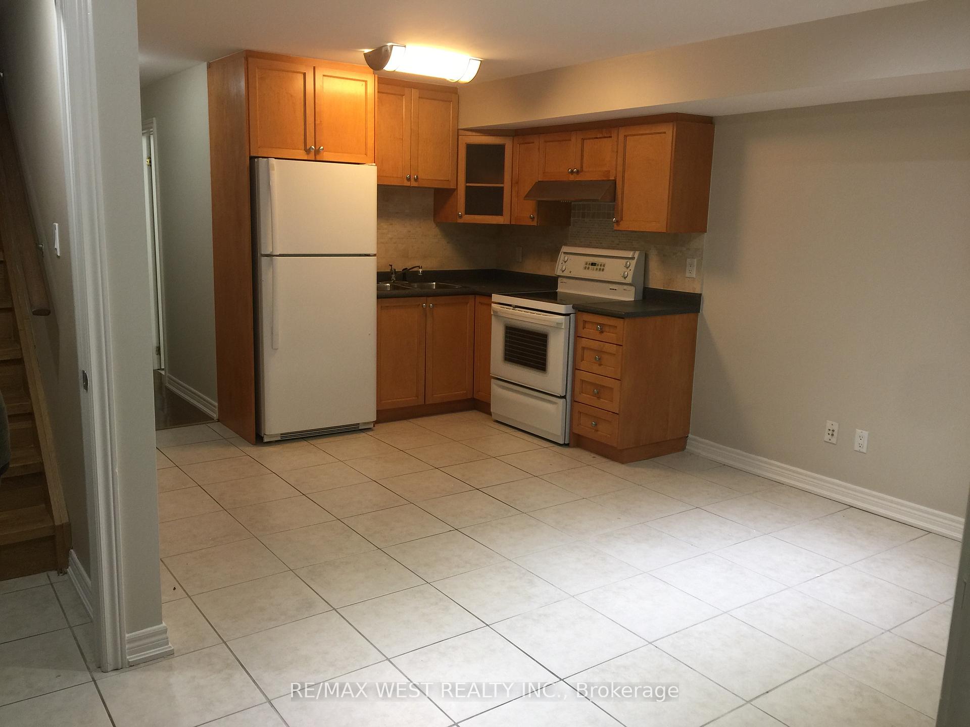 Photo 1 of Unit Lower, 150 Wiltshire Avenue, Toronto, Weston-Pellam Park — HOMEH