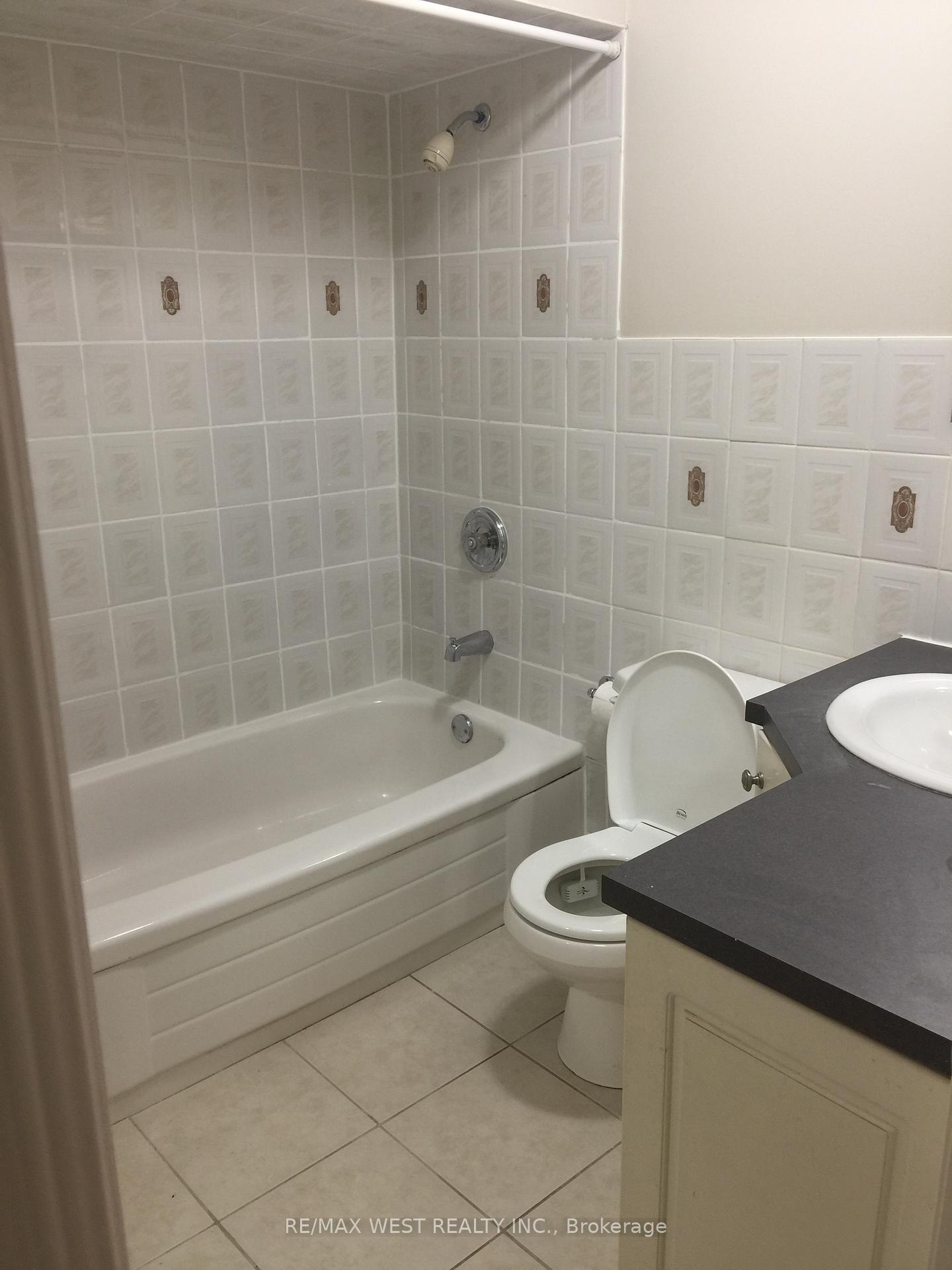 Photo 7 of Unit Lower, 150 Wiltshire Avenue, Toronto, Weston-Pellam Park — HOMEH