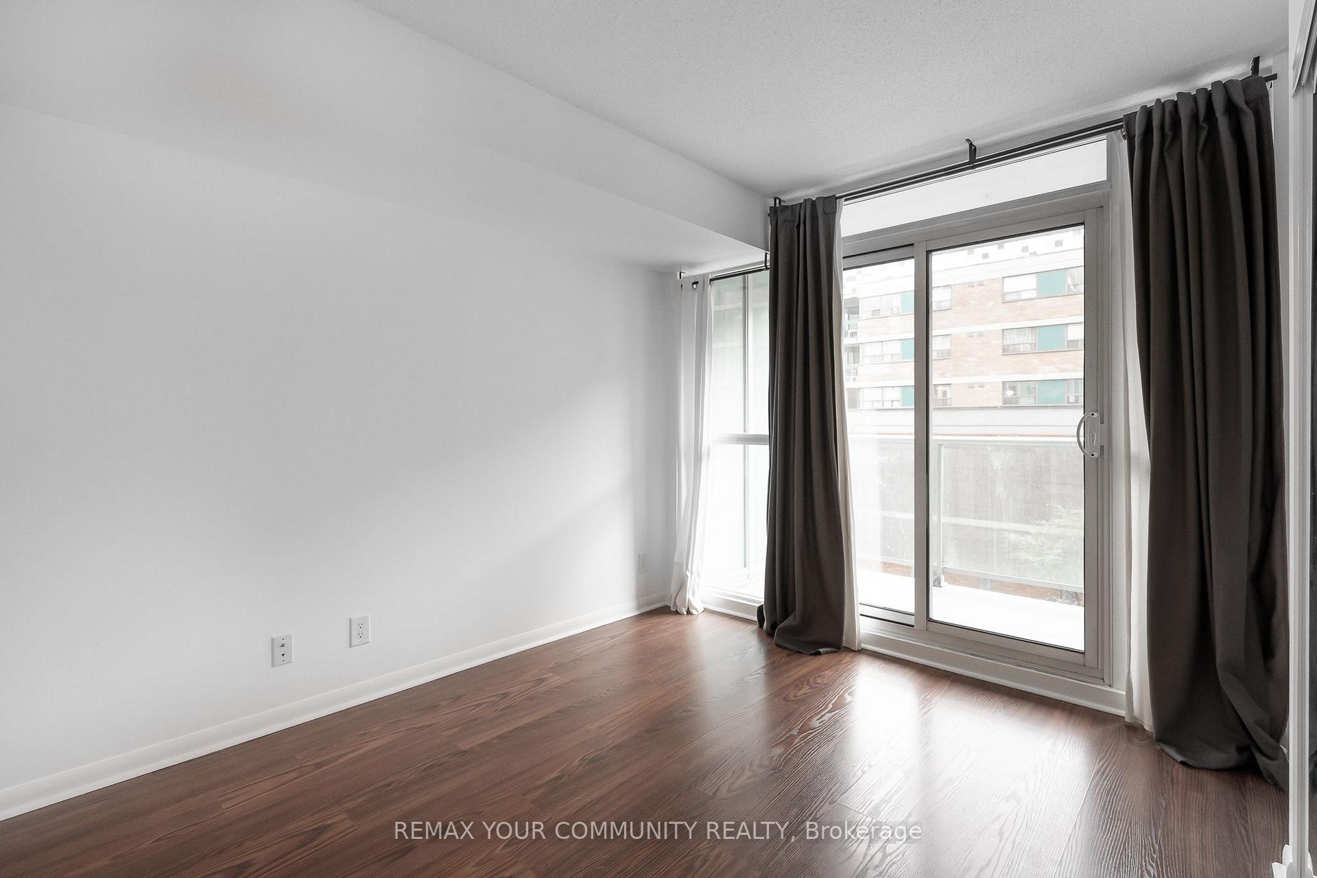 Photo 6 of Unit 501, 96 St Patrick Street, Toronto, Kensington-Chinatown — HOMEH