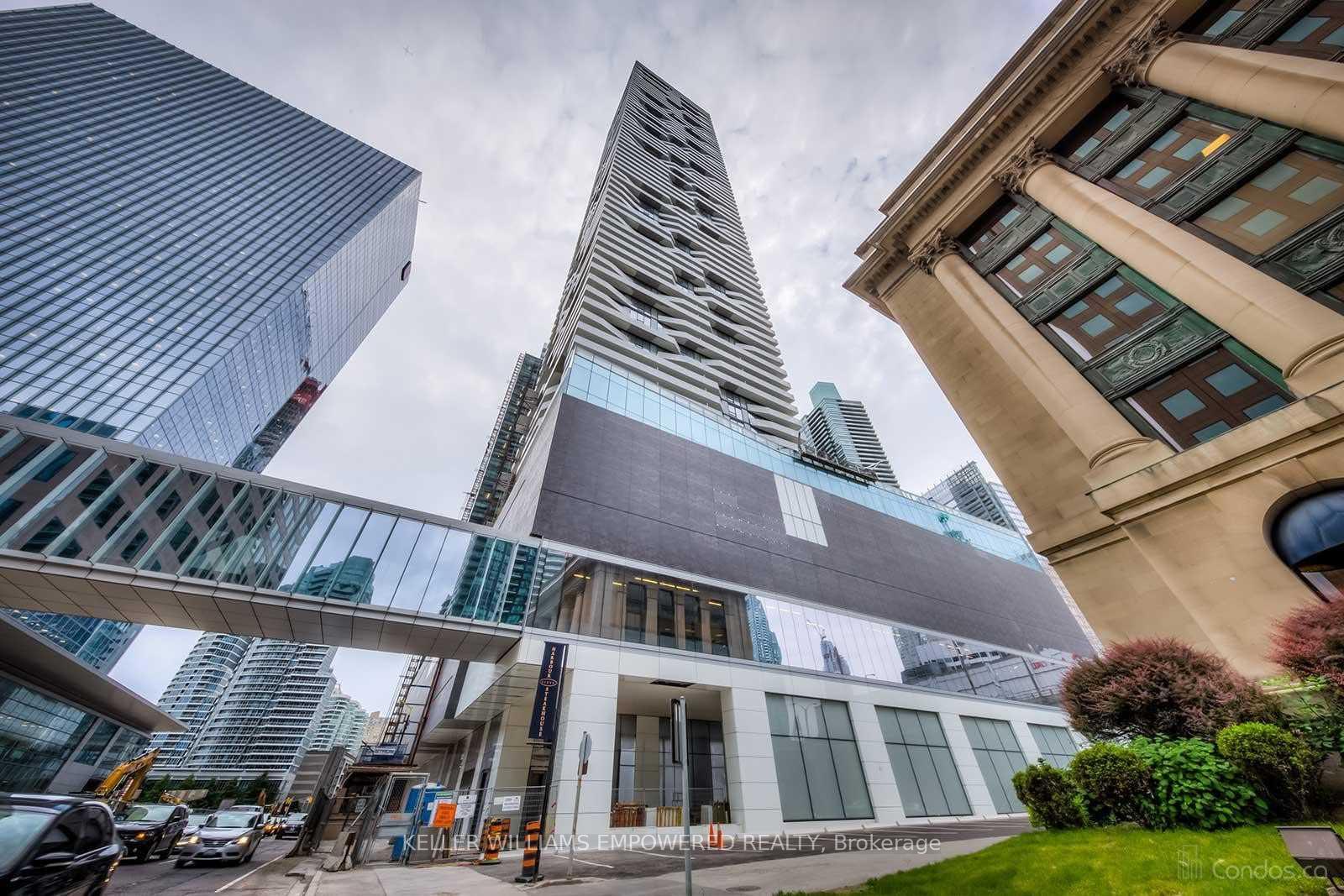 Front of Unit 6304, 88 Harbour Street
