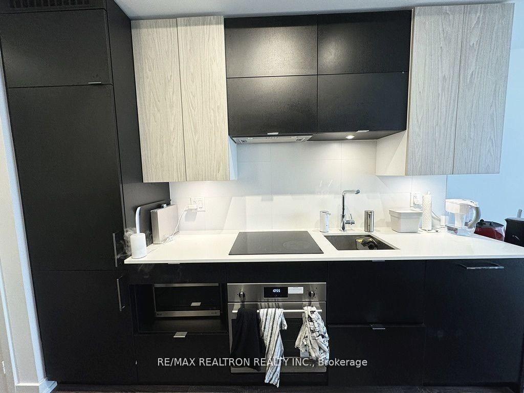 Photo 2 of Unit 2422, 20 Edward Street, Toronto, Bay Street Corridor — HOMEH