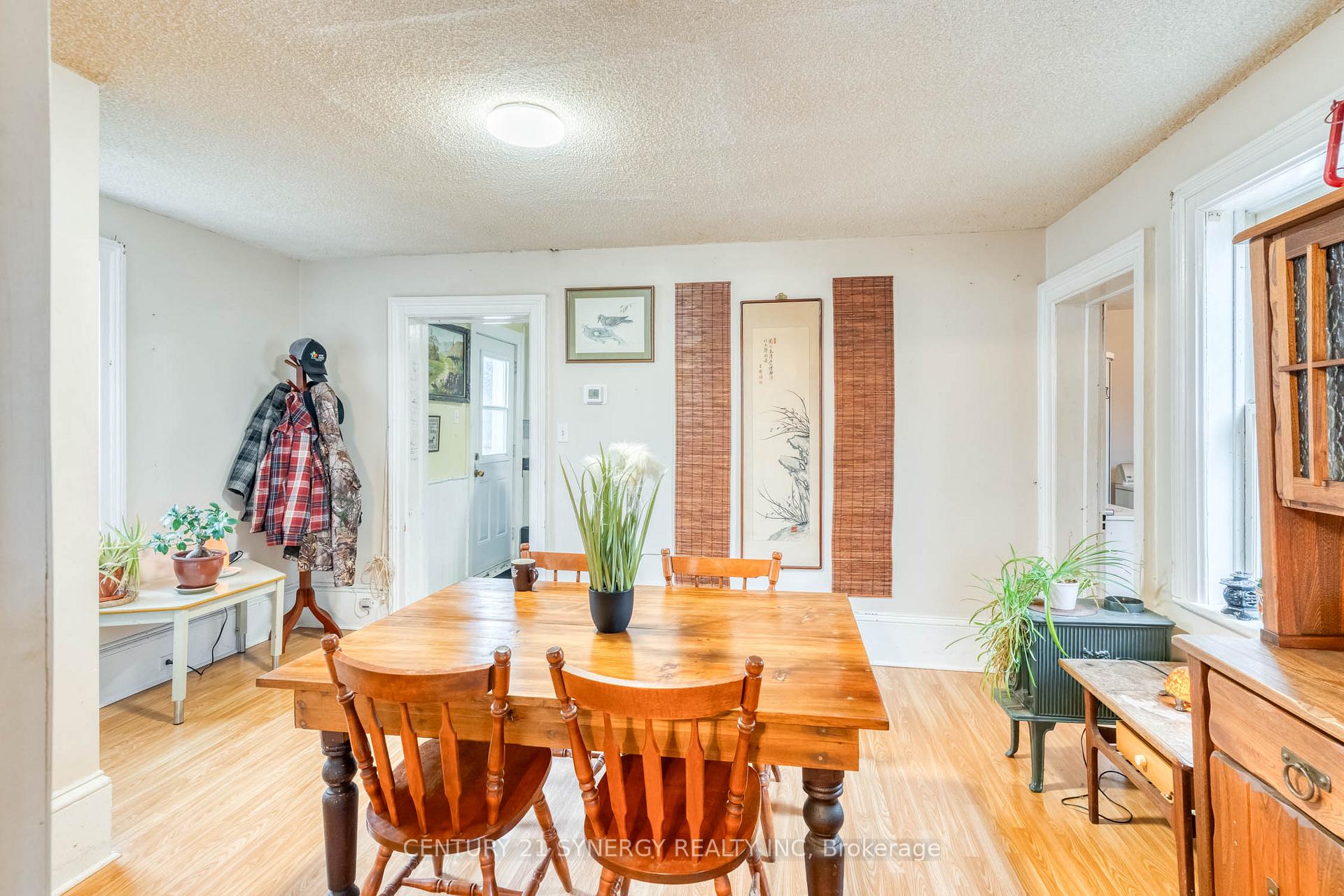 Photo 6 of 108 Beckwith Street E, Perth, Perth — HOMEH