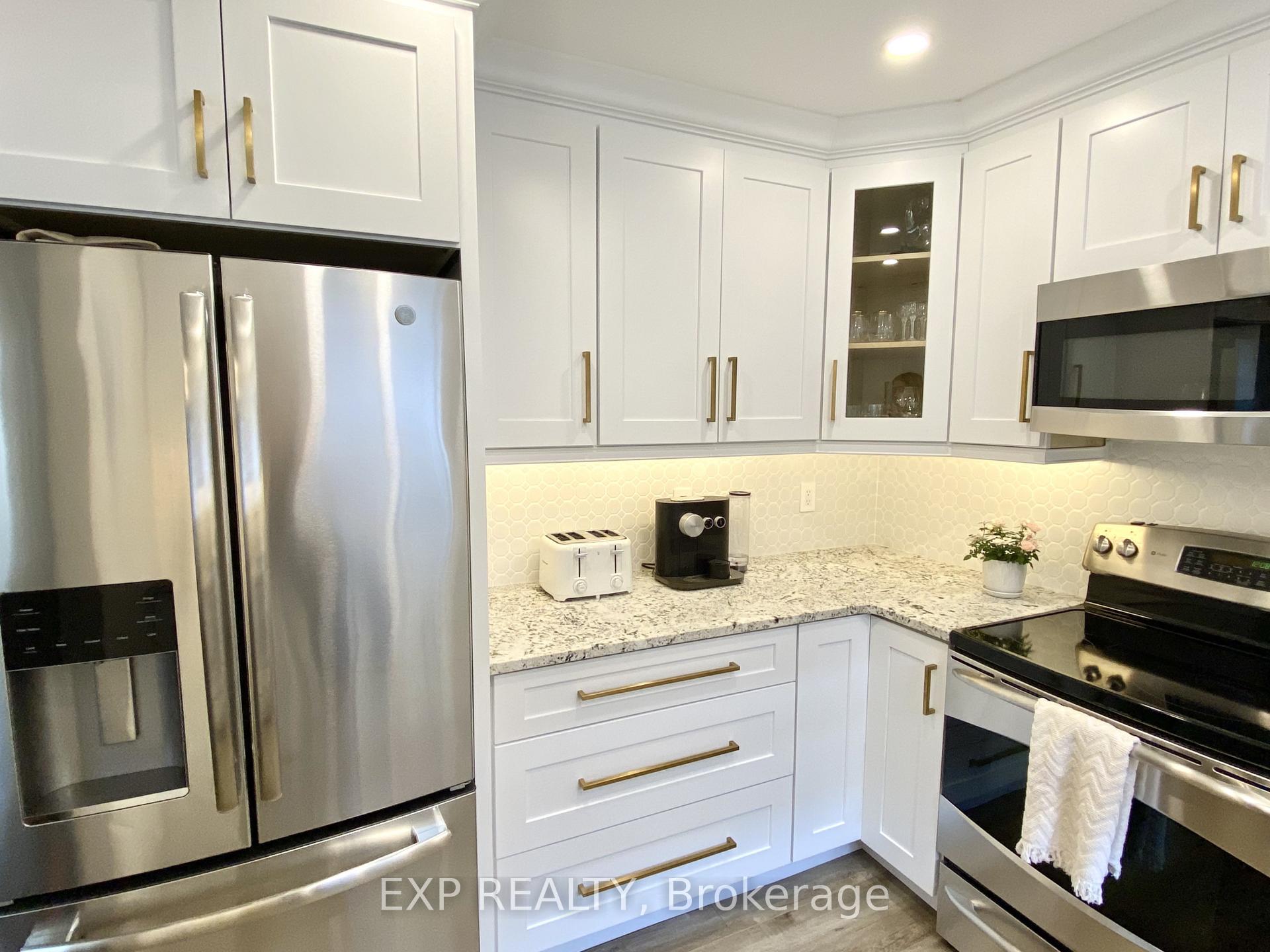 Photo 6 of 3157 Secord Place, Niagara Falls, Church's Lane — HOMEH