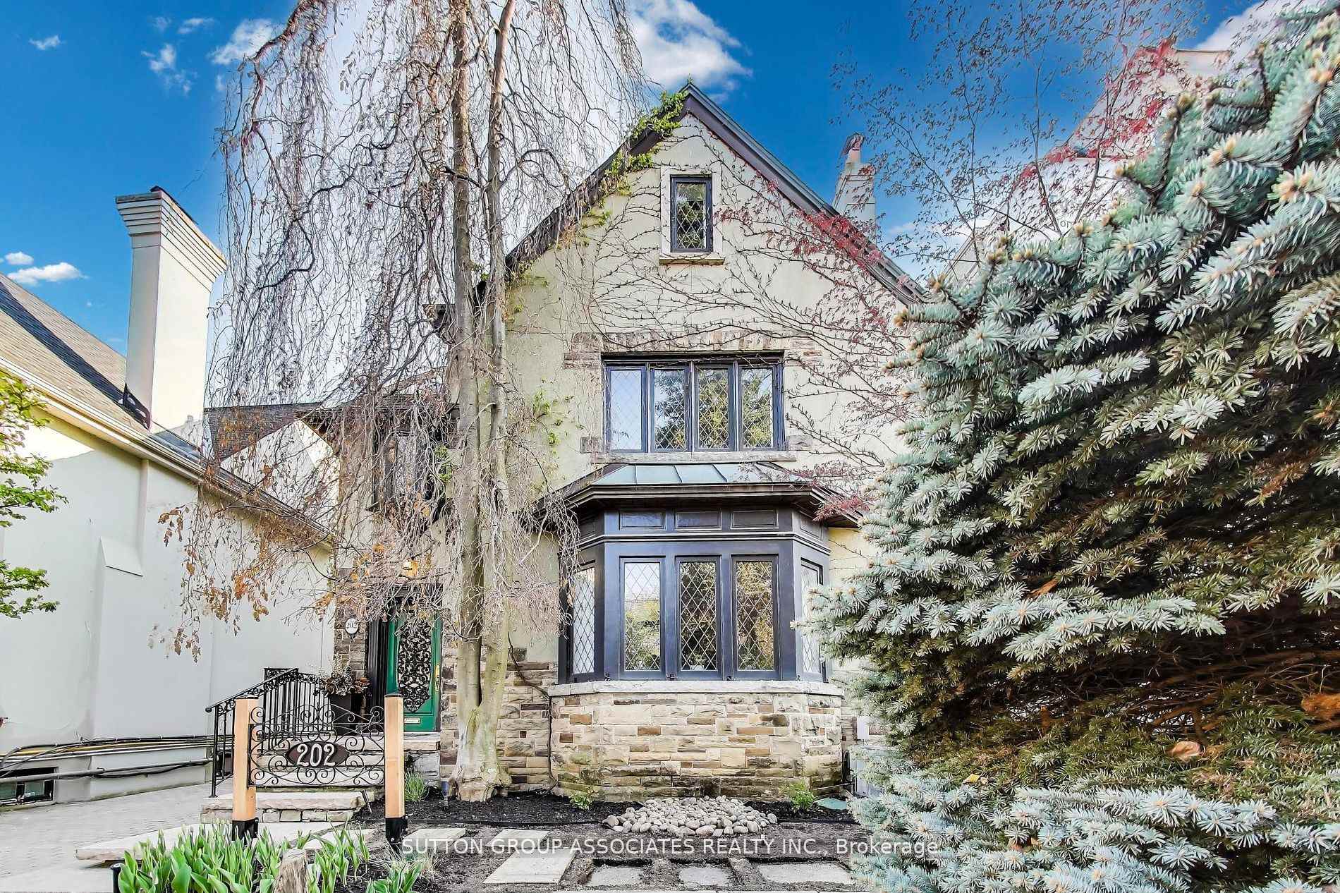 Photo 1 of 202 Forest Hill Road, Toronto, Forest Hill South — HOMEH